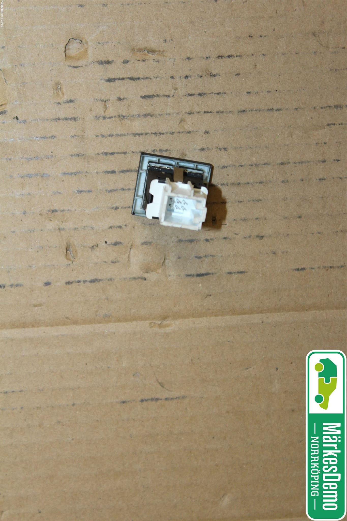 Volkswagen VW AMAROK 2H 10-22 Strömställare Stolvärme