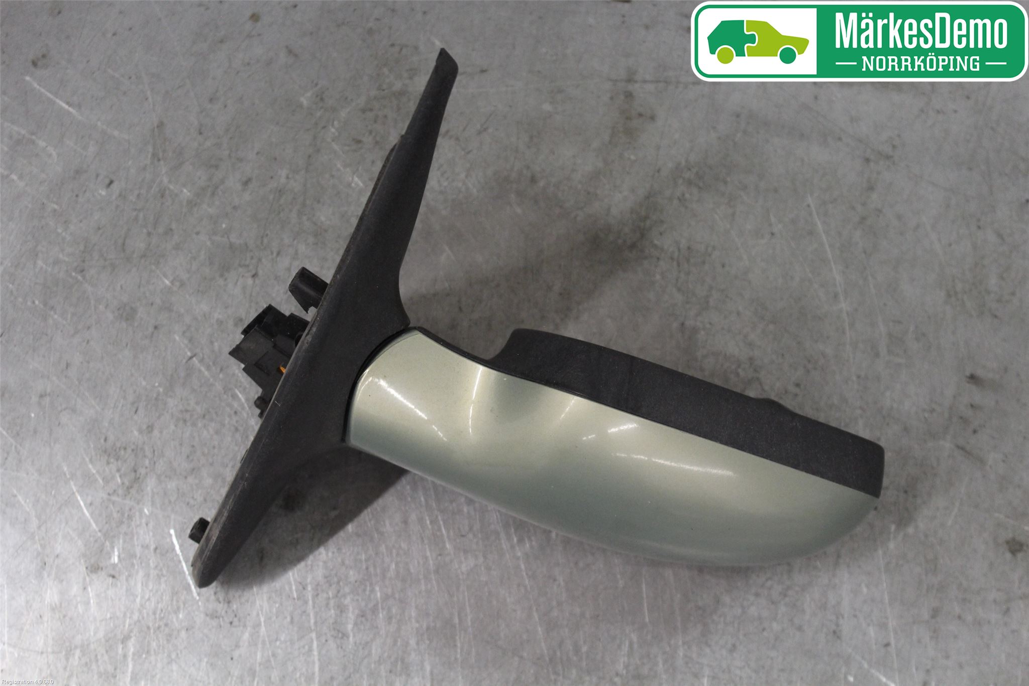 Renault CLIO II 01-08 Spegel Yttre El Vä