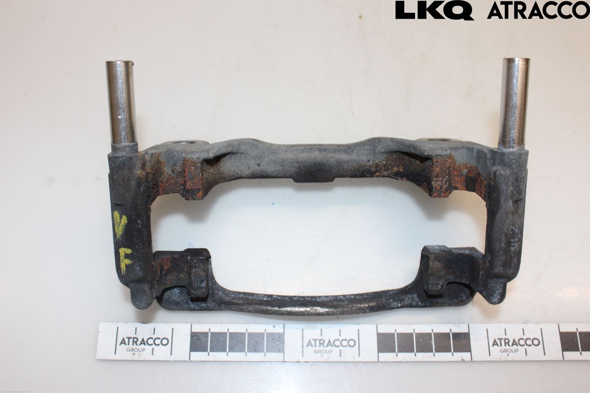 Volkswagen VW PASSAT 24- Bromsokshållare