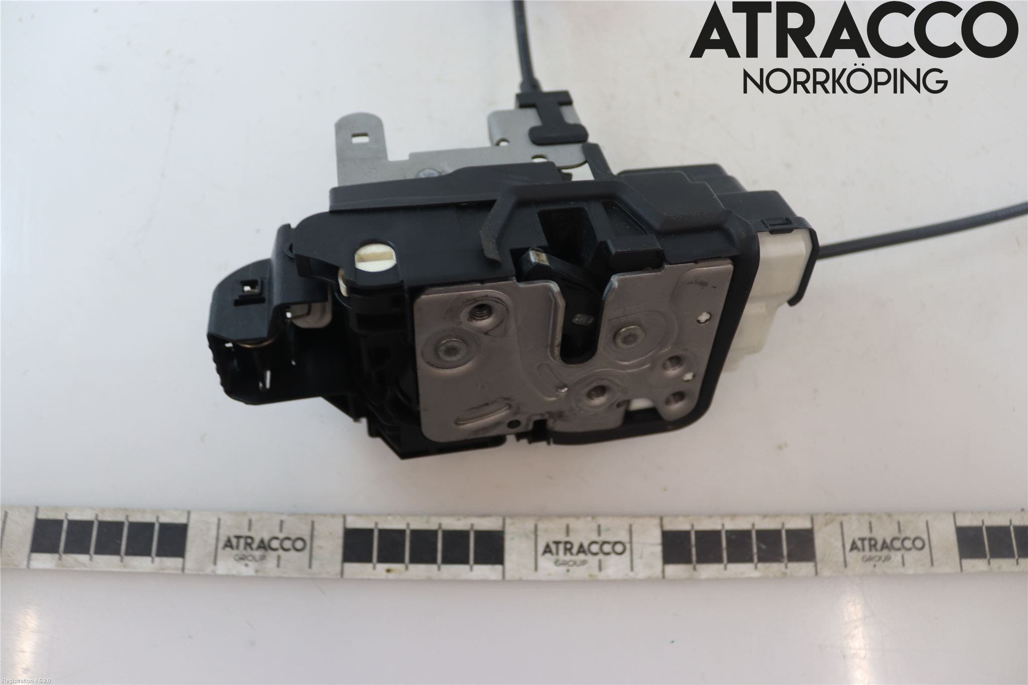 Volvo V40 12-19 Låskista-Dörrlås