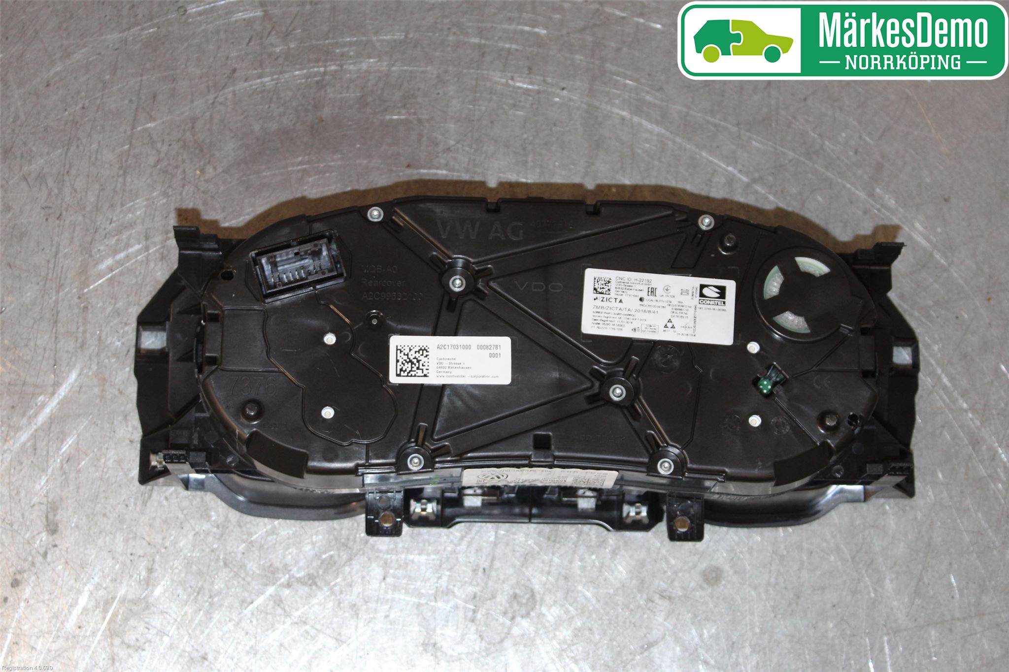 Volkswagen VW POLO VI 18->> Instrument Komb