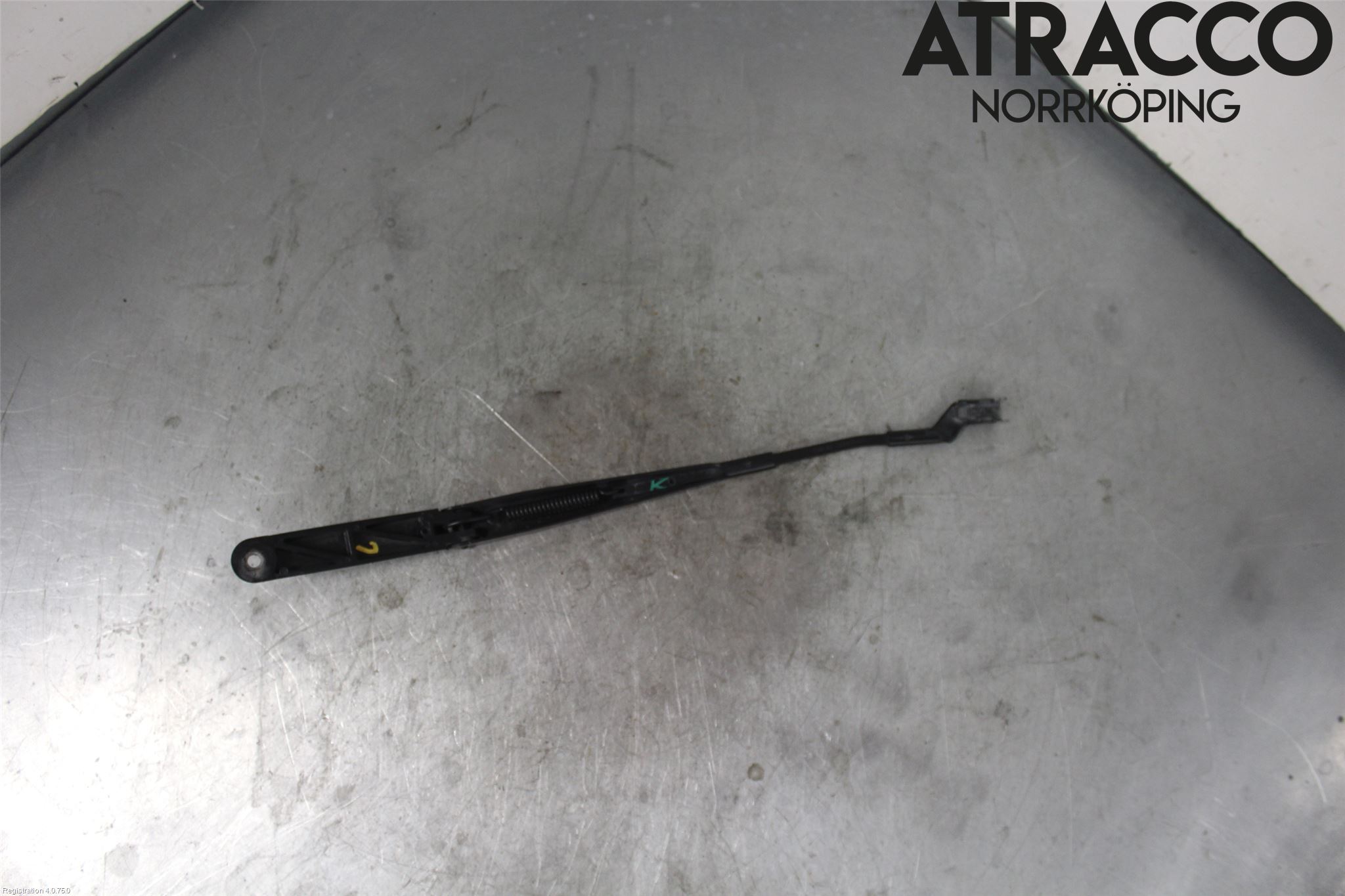 Volkswagen VW PASSAT 15-19 Torkararm Armar Vindruta