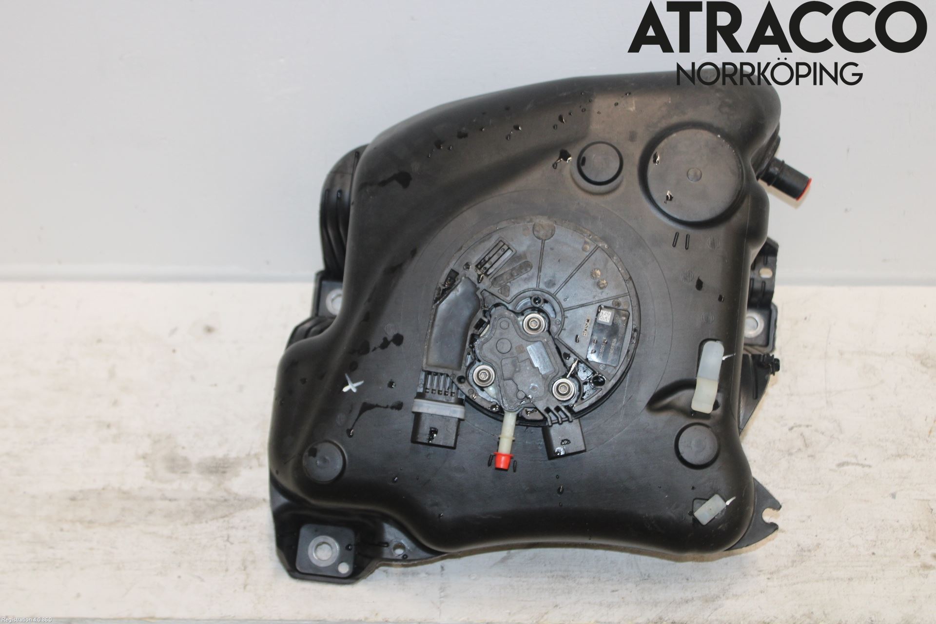 Volkswagen VW PASSAT 15-19 Adblue Tank