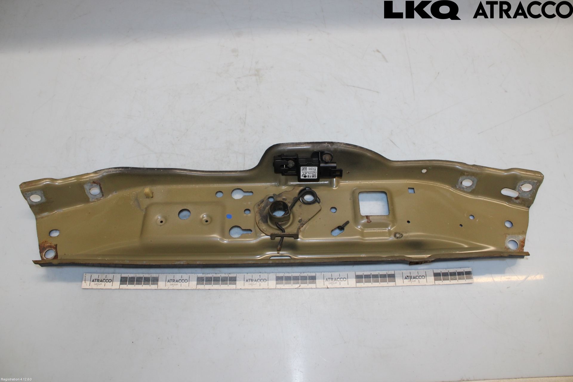 Opel ASTRA H 04-12 Front Huvlåsplåt-Balk