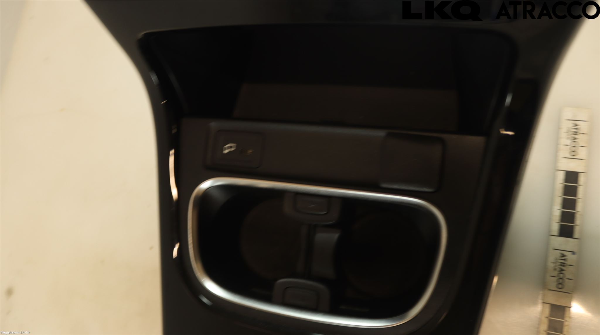 Mercedes-Benz MB A-KLASS (W177) 18- Instrumentkonsoll Mitt