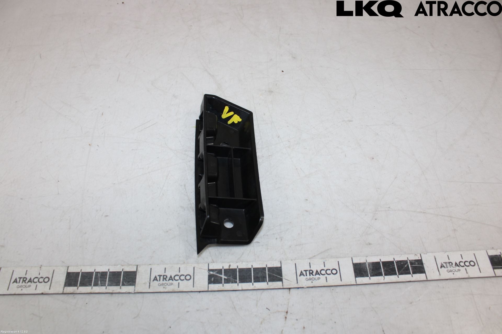 Cupra BORN 22- Stötfångarfäste Fram Vä