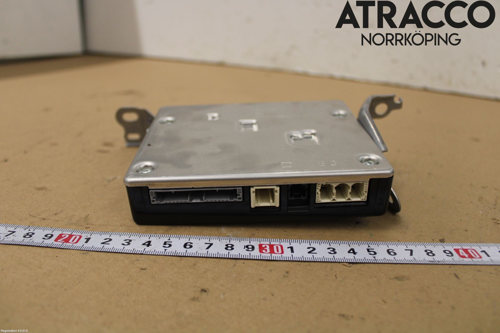 Toyota YARIS XP21 20- Telefon