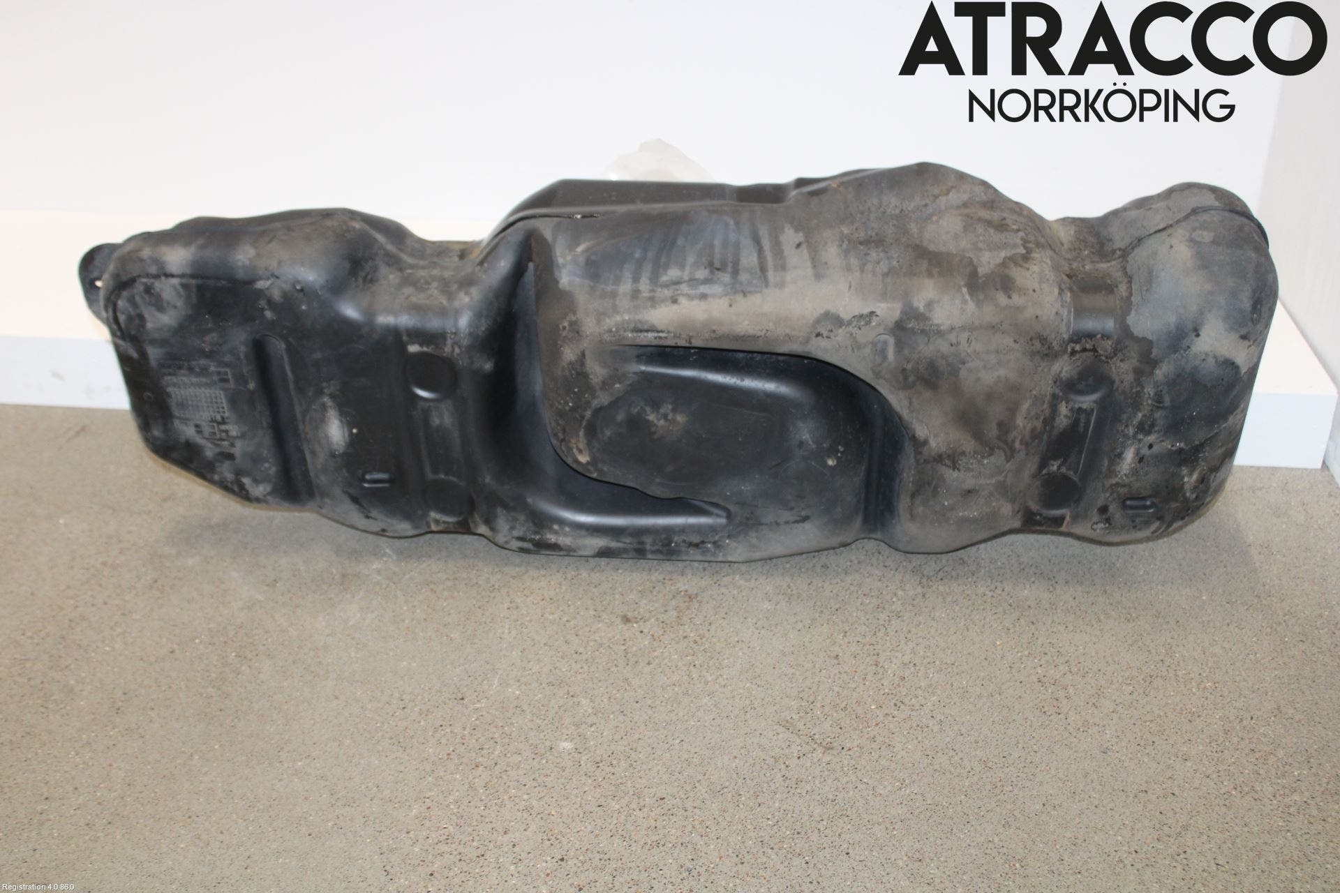 Toyota HILUX 16- Bränsletank Diesel