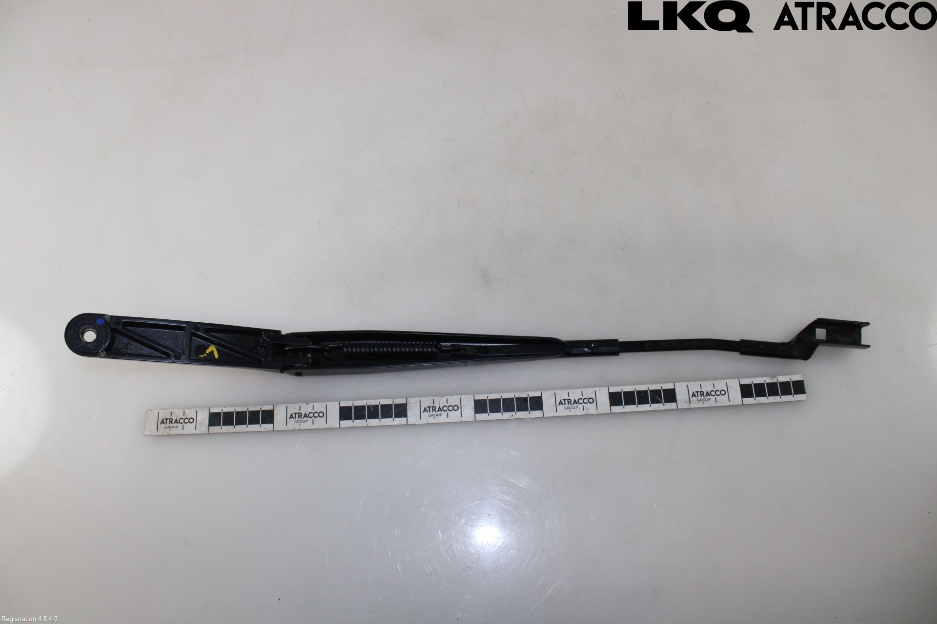 Volkswagen VW PASSAT 20-24 Torkararm Armar Vindruta