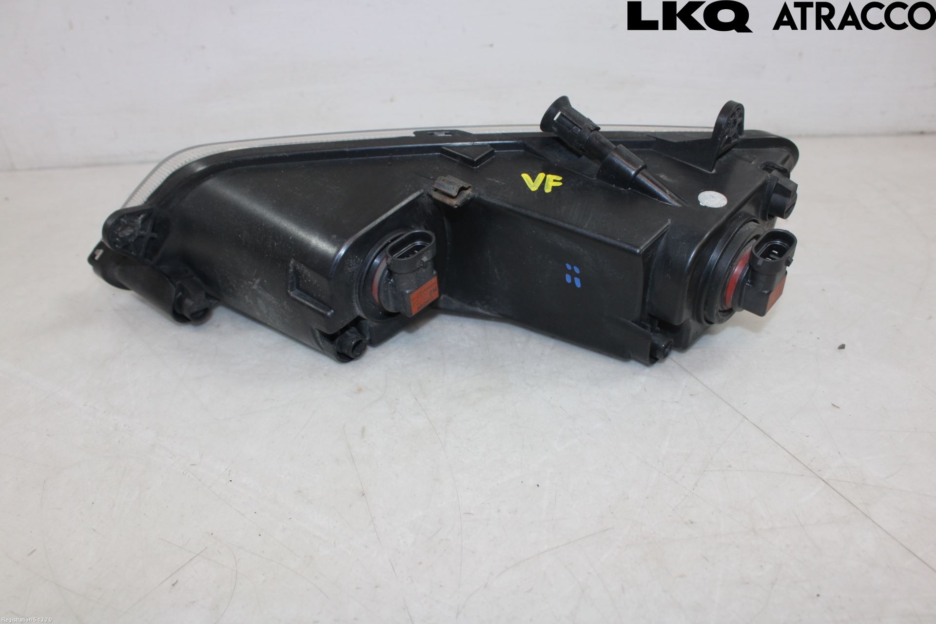 Volkswagen VW PASSAT 11-14 Dimljus-Varselljus Fram