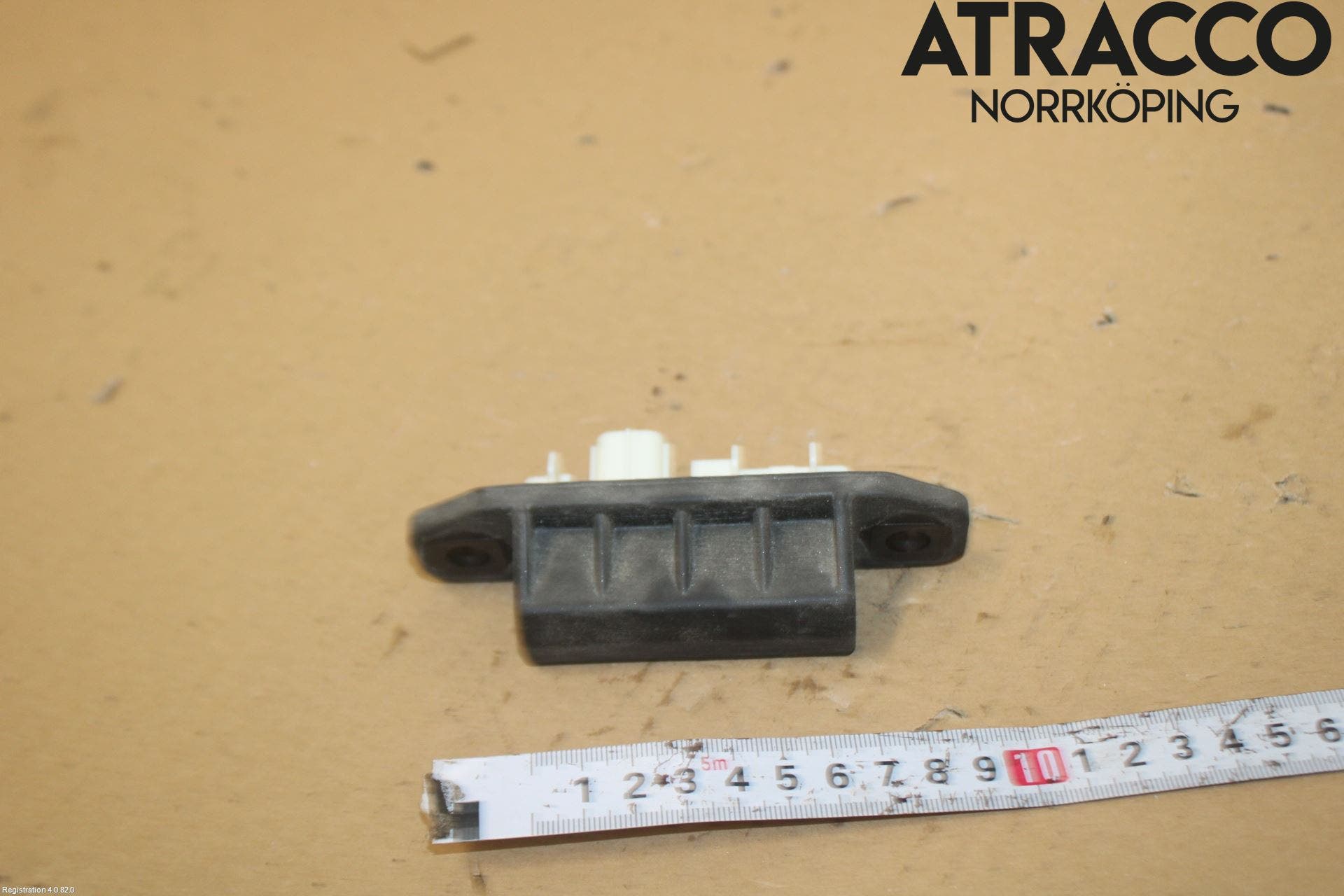 Toyota YARIS XP21 20- Bakluckehandtag