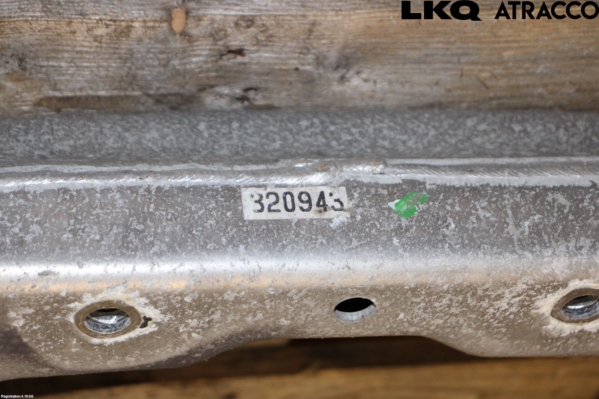 Nissan SKYLINE Bakaxelbalk