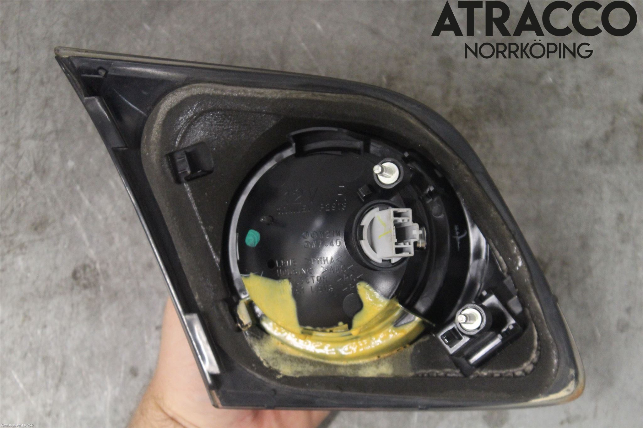 Mazda 3 I 07-08 Bakljus Lucka Hö