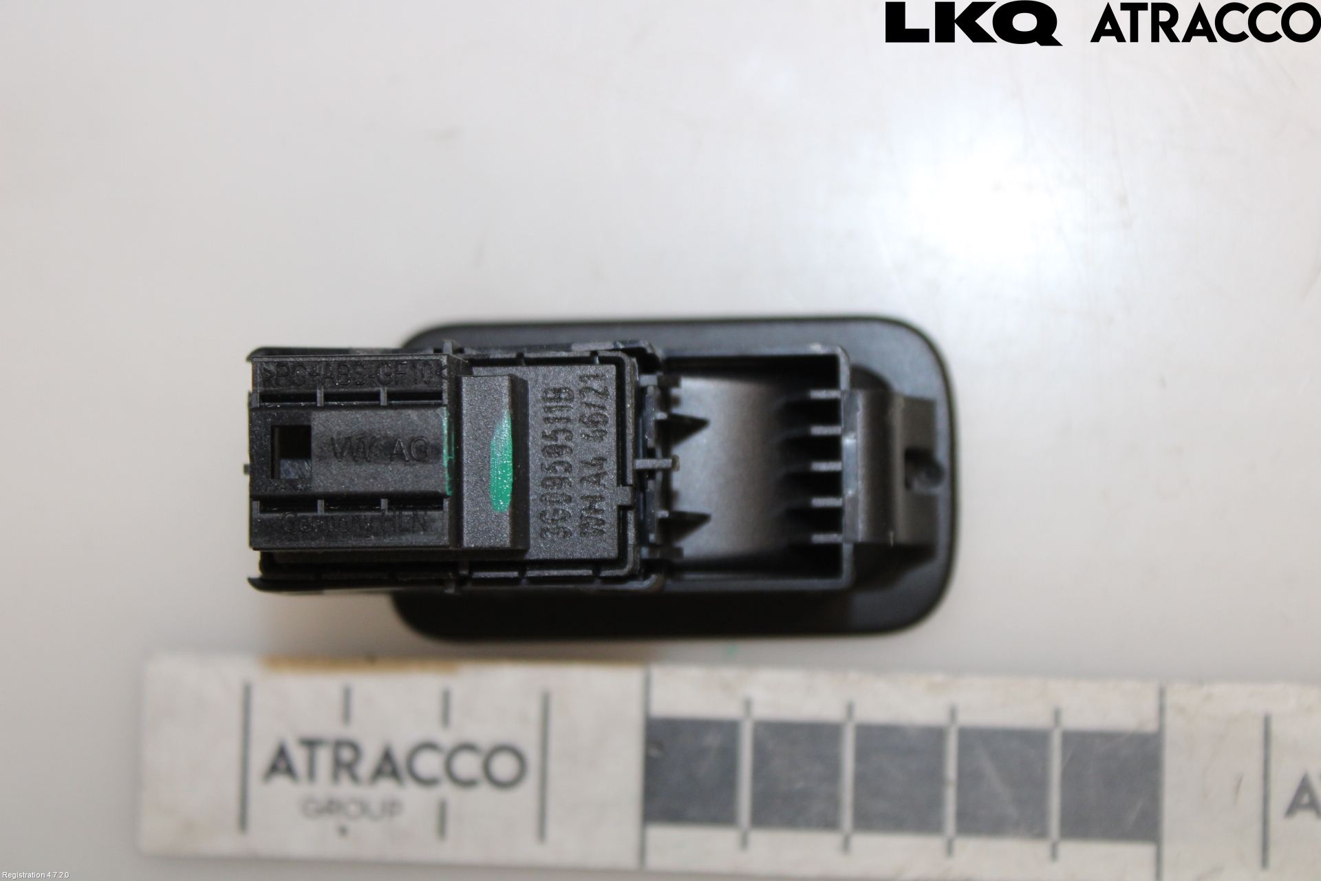 Volkswagen VW ID.4 21- Strömställare Dragkrok