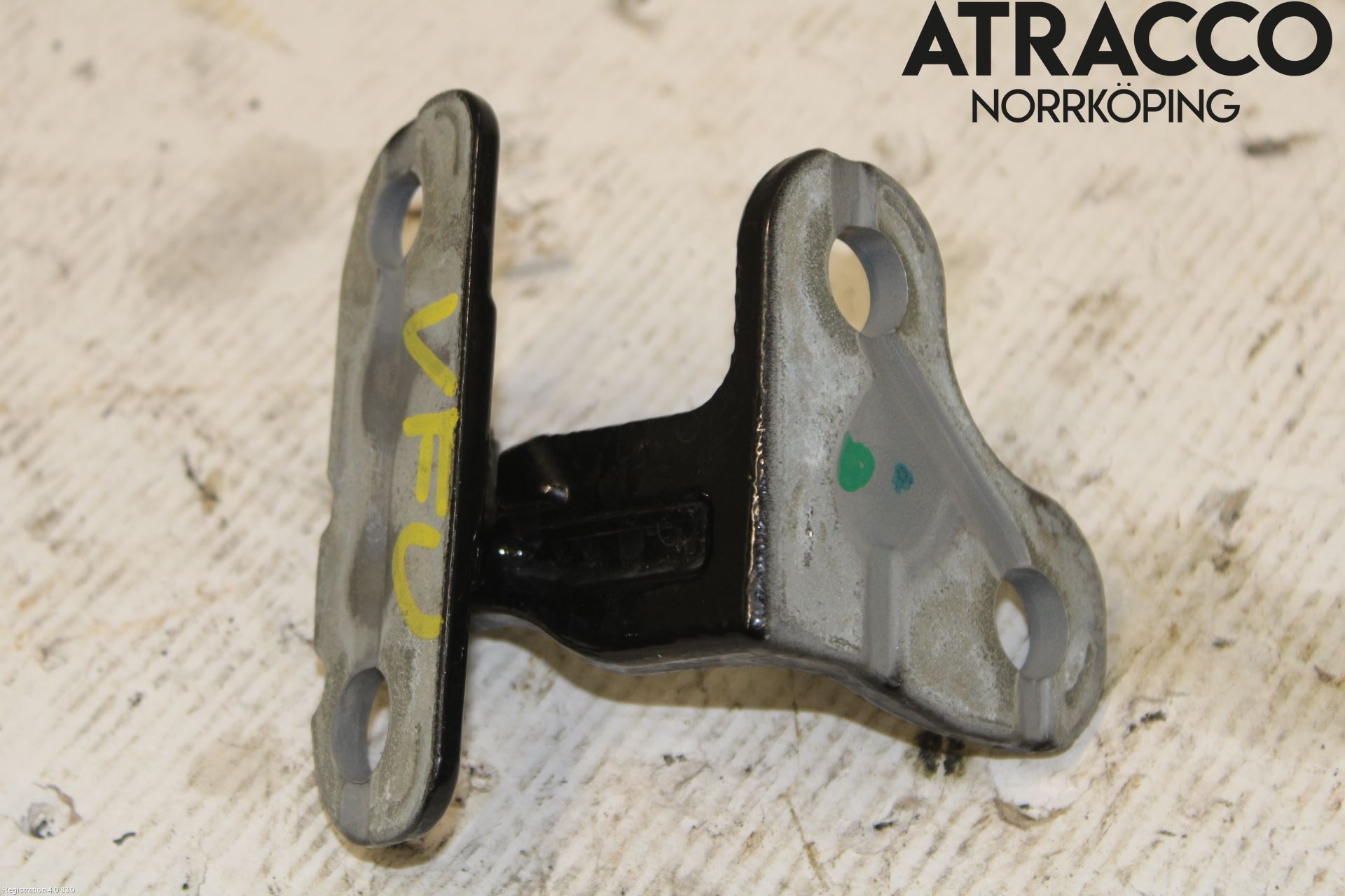 Jaguar I-PACE 18- Dörrgångjärn