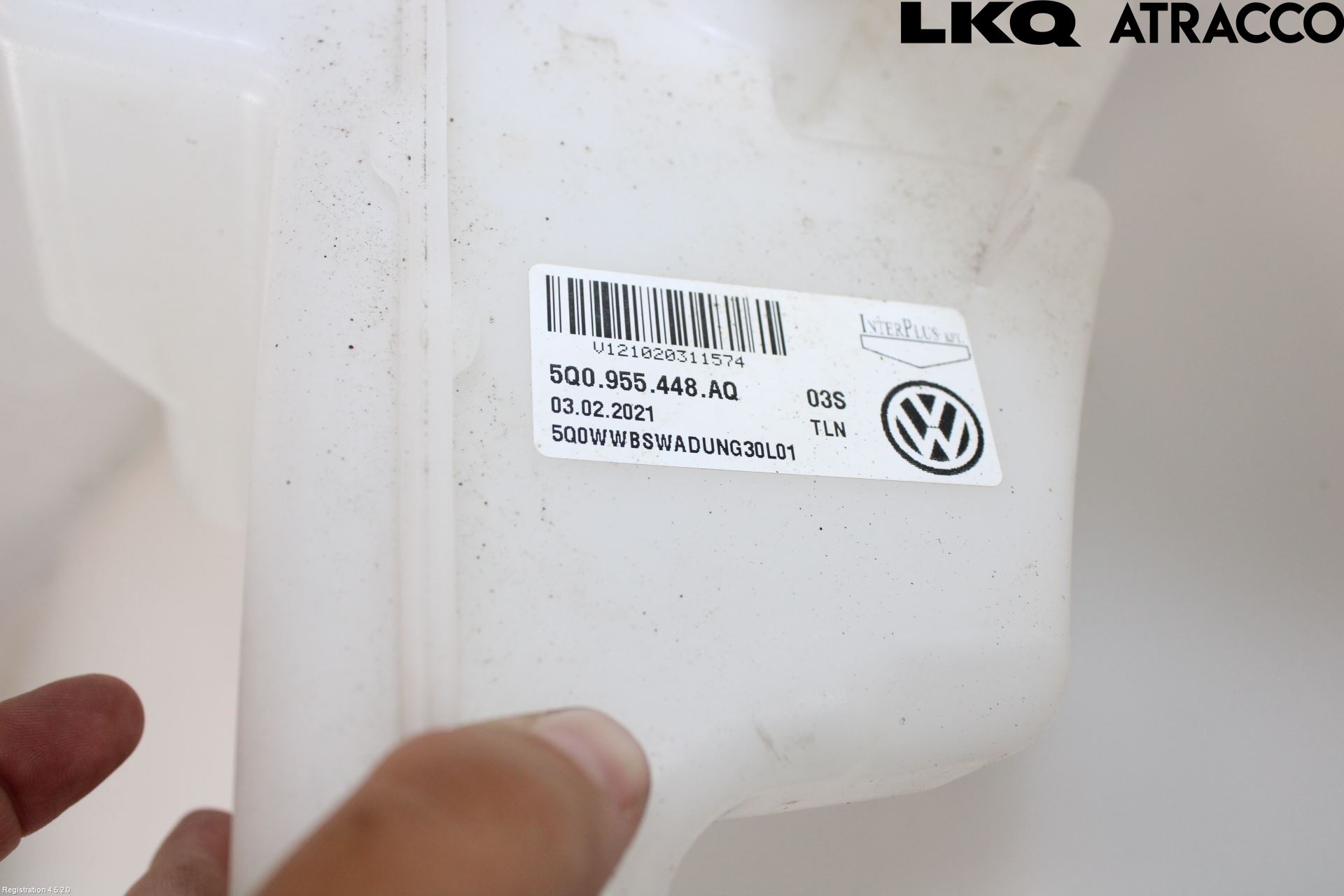 Audi Q2/SQ2 17- Spolartank Vindruta-Strål