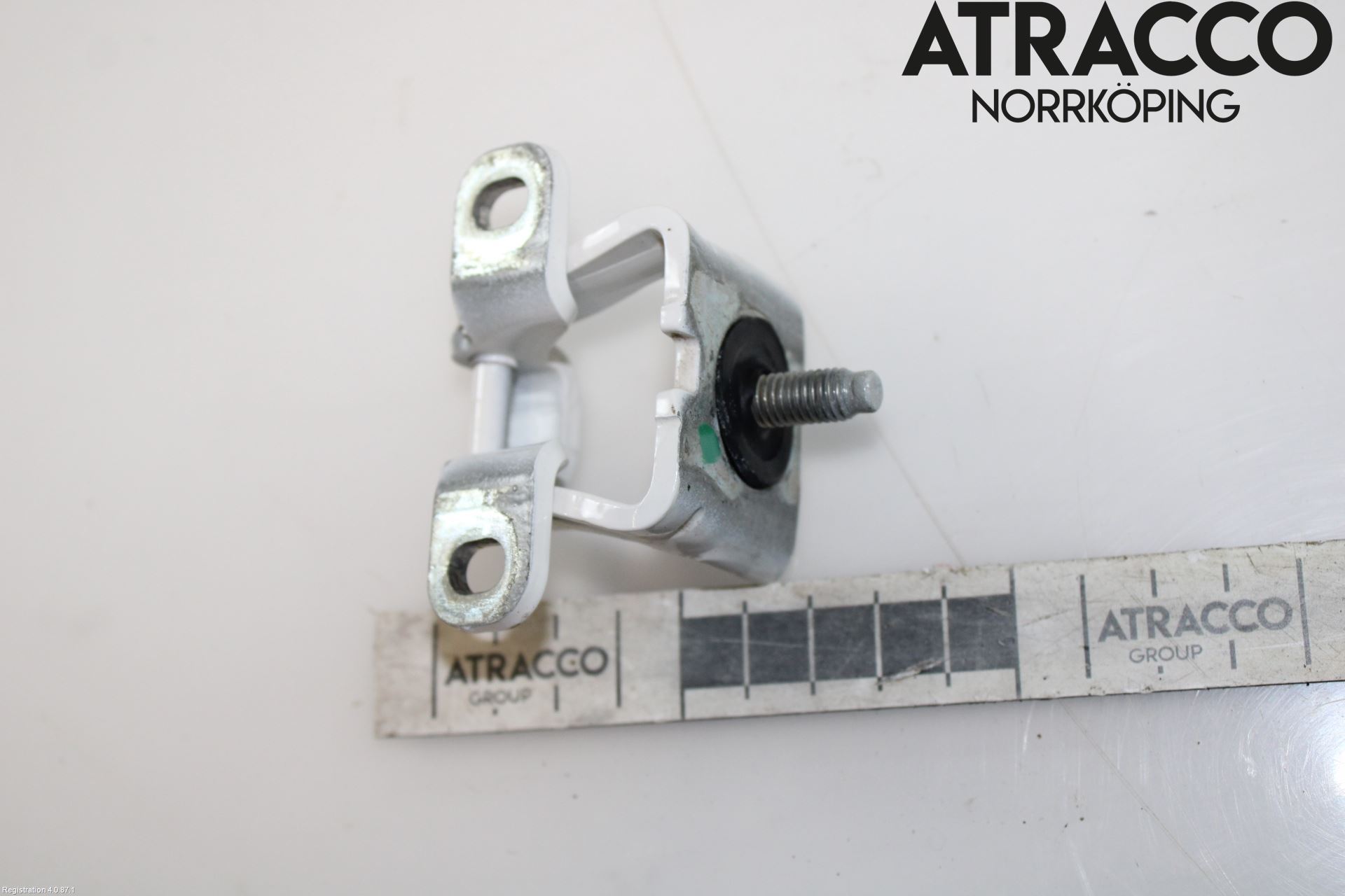 Seat ARONA Bakluckegångjärn Vä