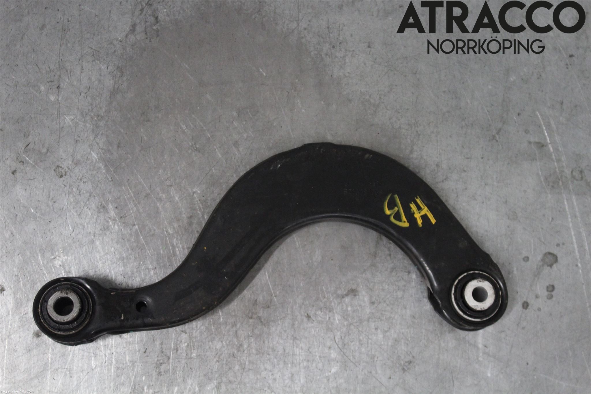 Volkswagen VW TIGUAN 16-24 Bärarm Bak Övre Höger