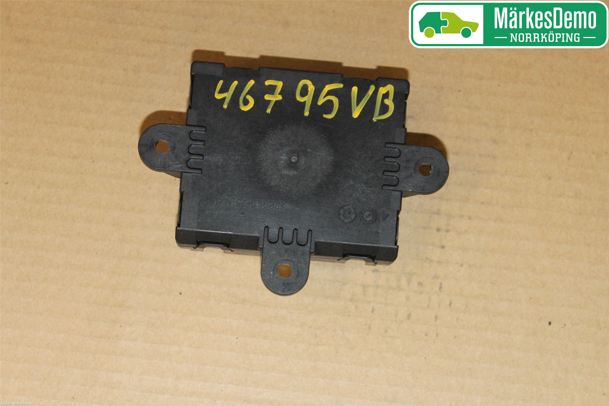 Jaguar XE (X760) 15-24 Styrenhet Dörr