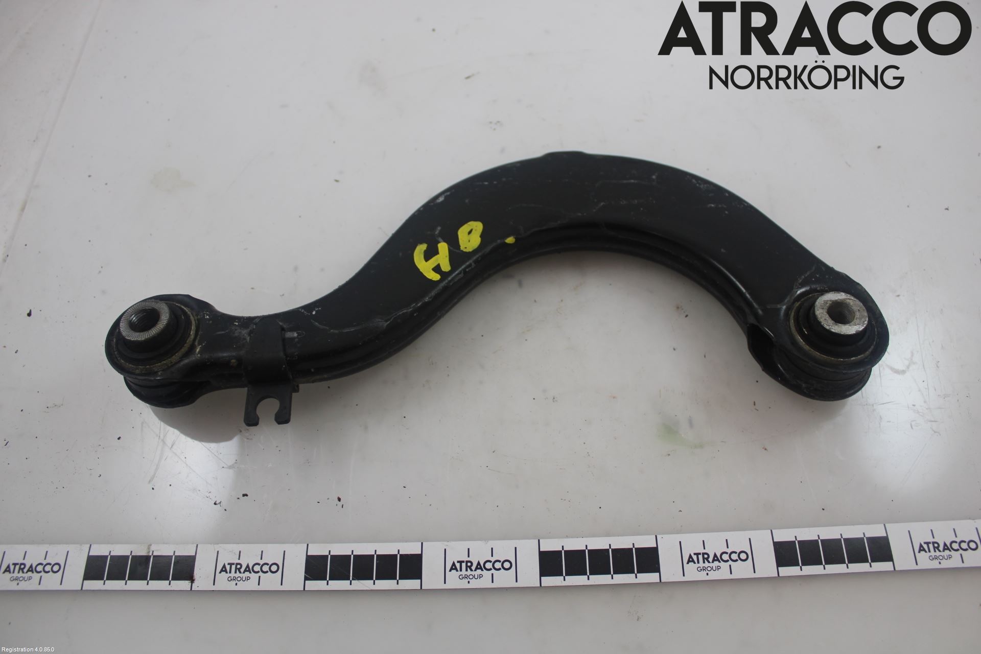 Skoda SUPERB 16-24 Bärarm Bak Övre Höger