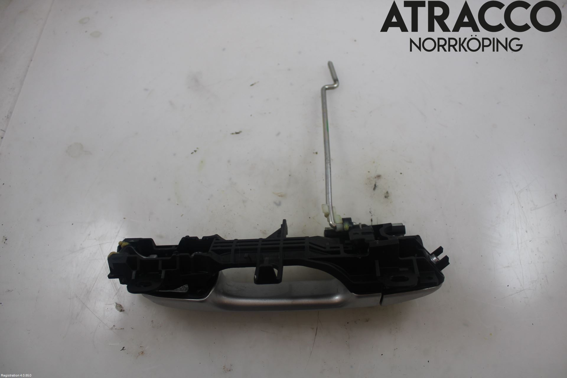 Toyota YARIS XP130 12-14 Dörrhandtag Yttre Hö