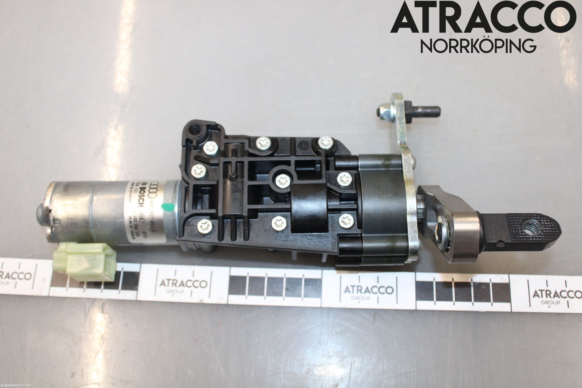 Audi Q7/SQ7 Bakluckeöppnare Automatisk