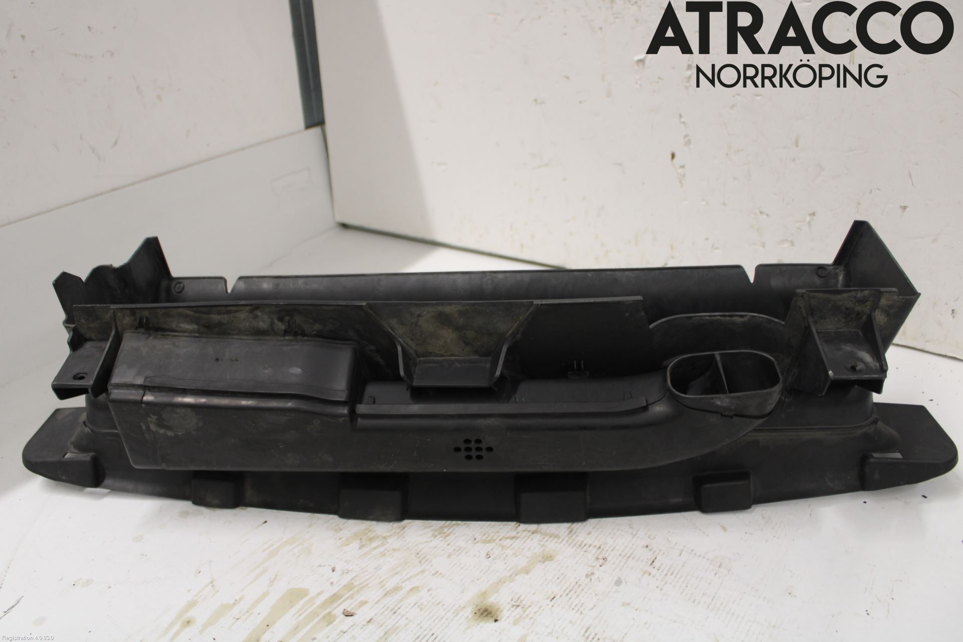 Volvo C30 10-13 Deflektor Plåt-Plast Kylning