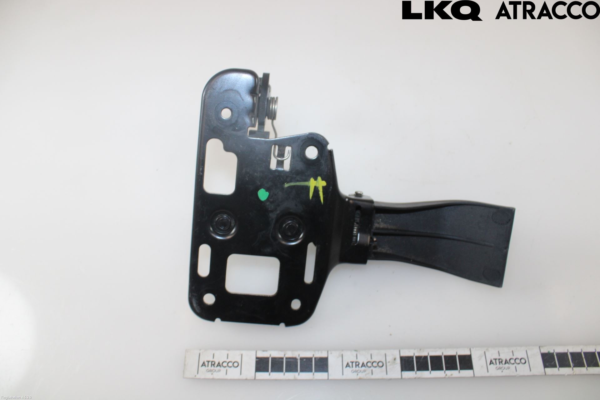 Audi Q5 09-16 Huv Spärr