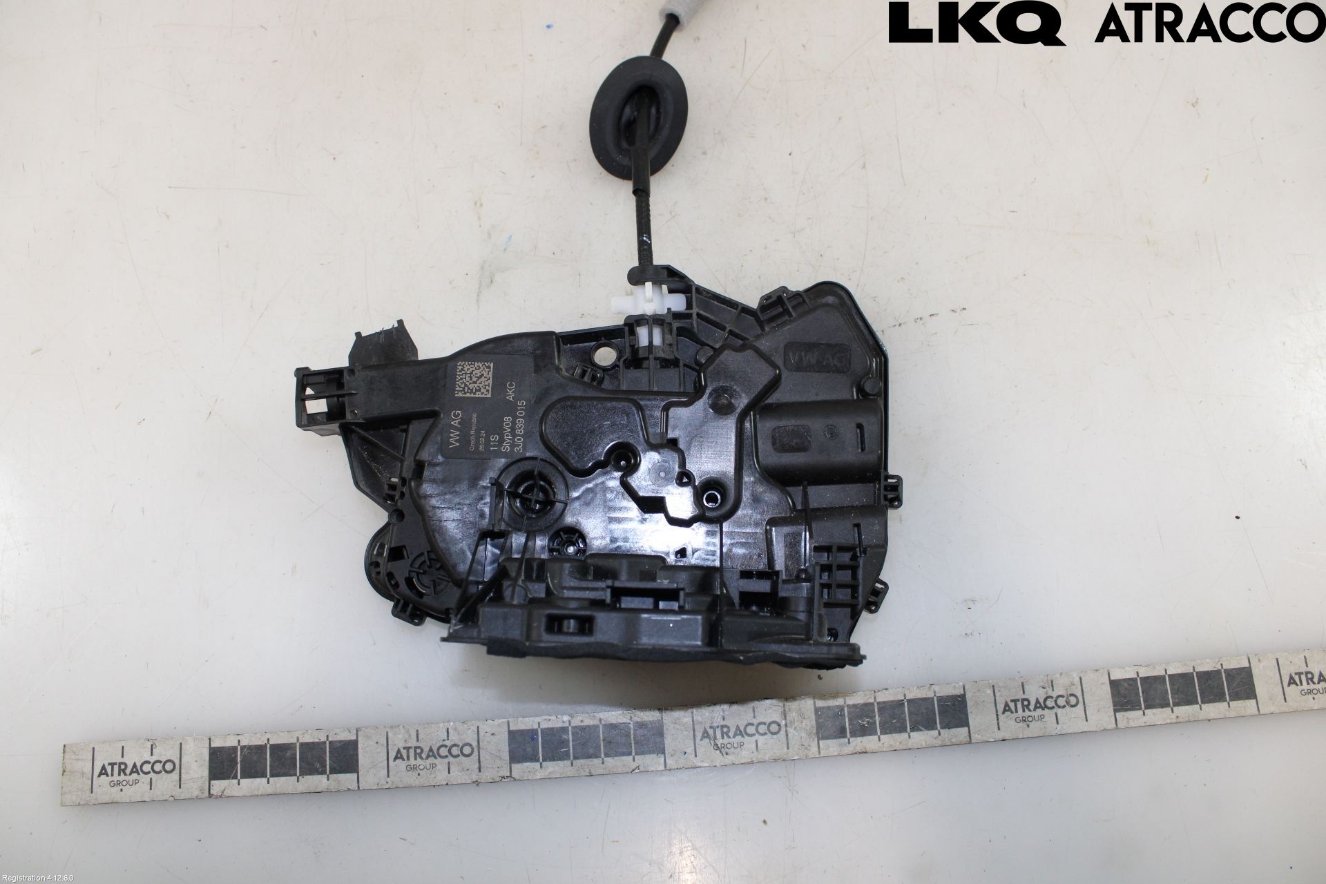 Volkswagen VW PASSAT 24- Låskista-Dörrlås
