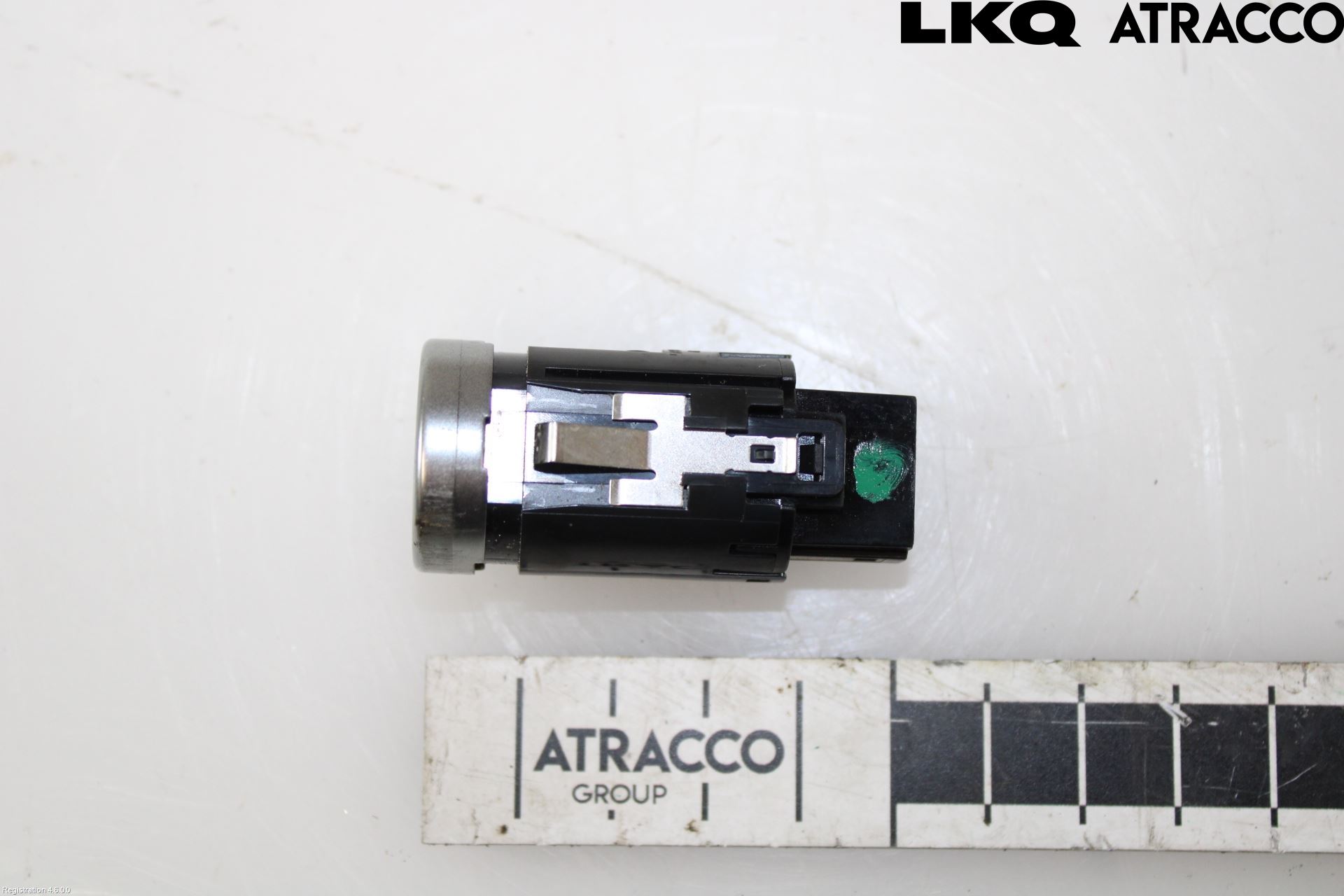 Volkswagen VW CADDY 21- Startknapp Personbil