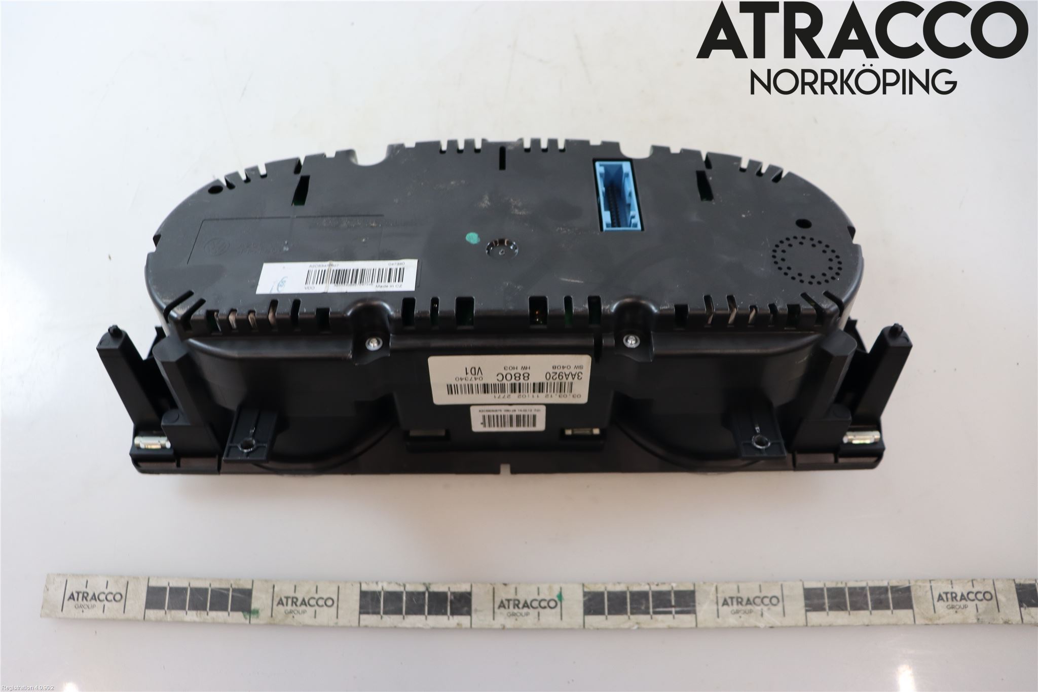 Volkswagen VW PASSAT 11-14 Instrument Komb