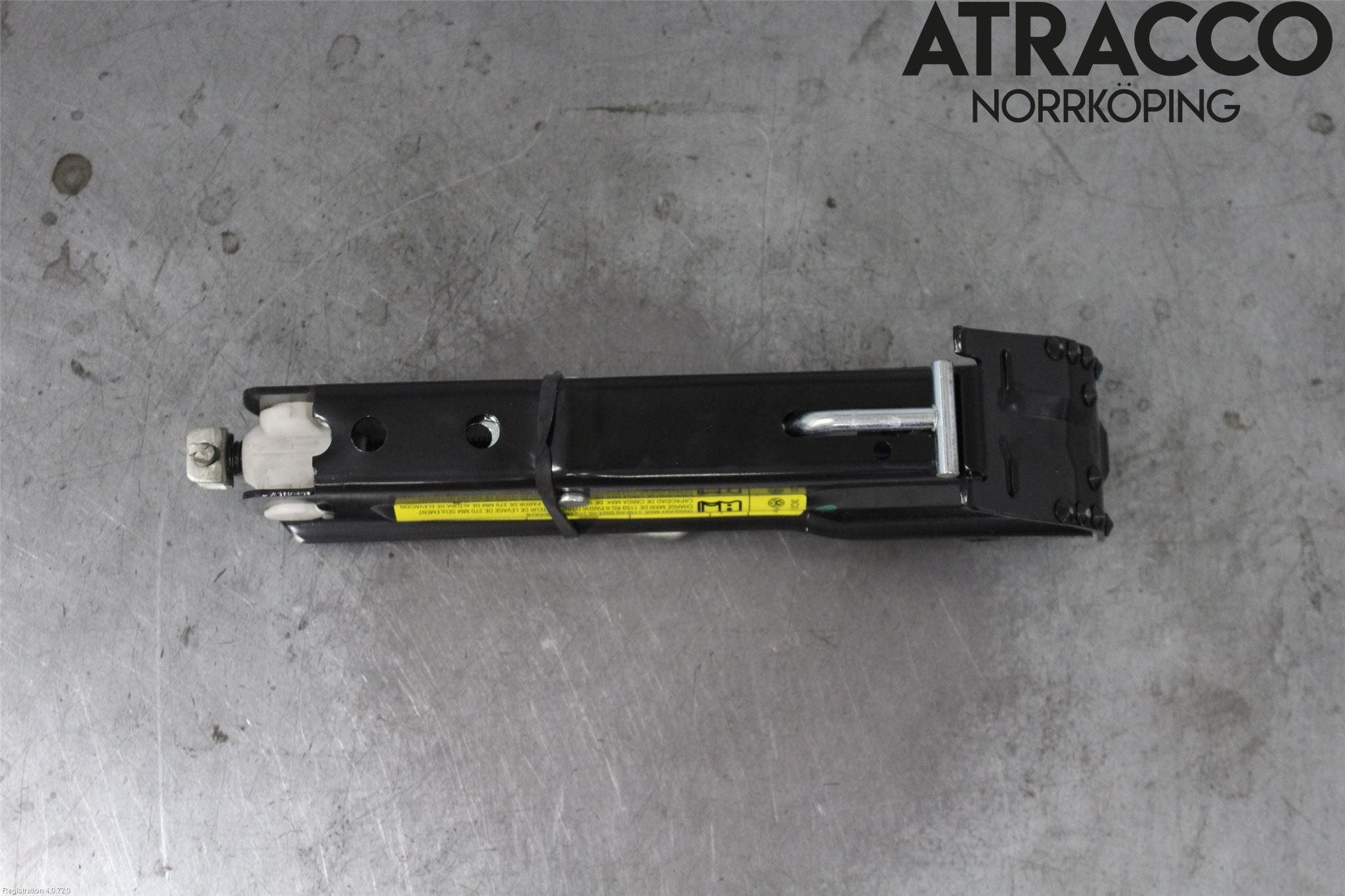 Volkswagen VW PASSAT 11-14 Domkraft