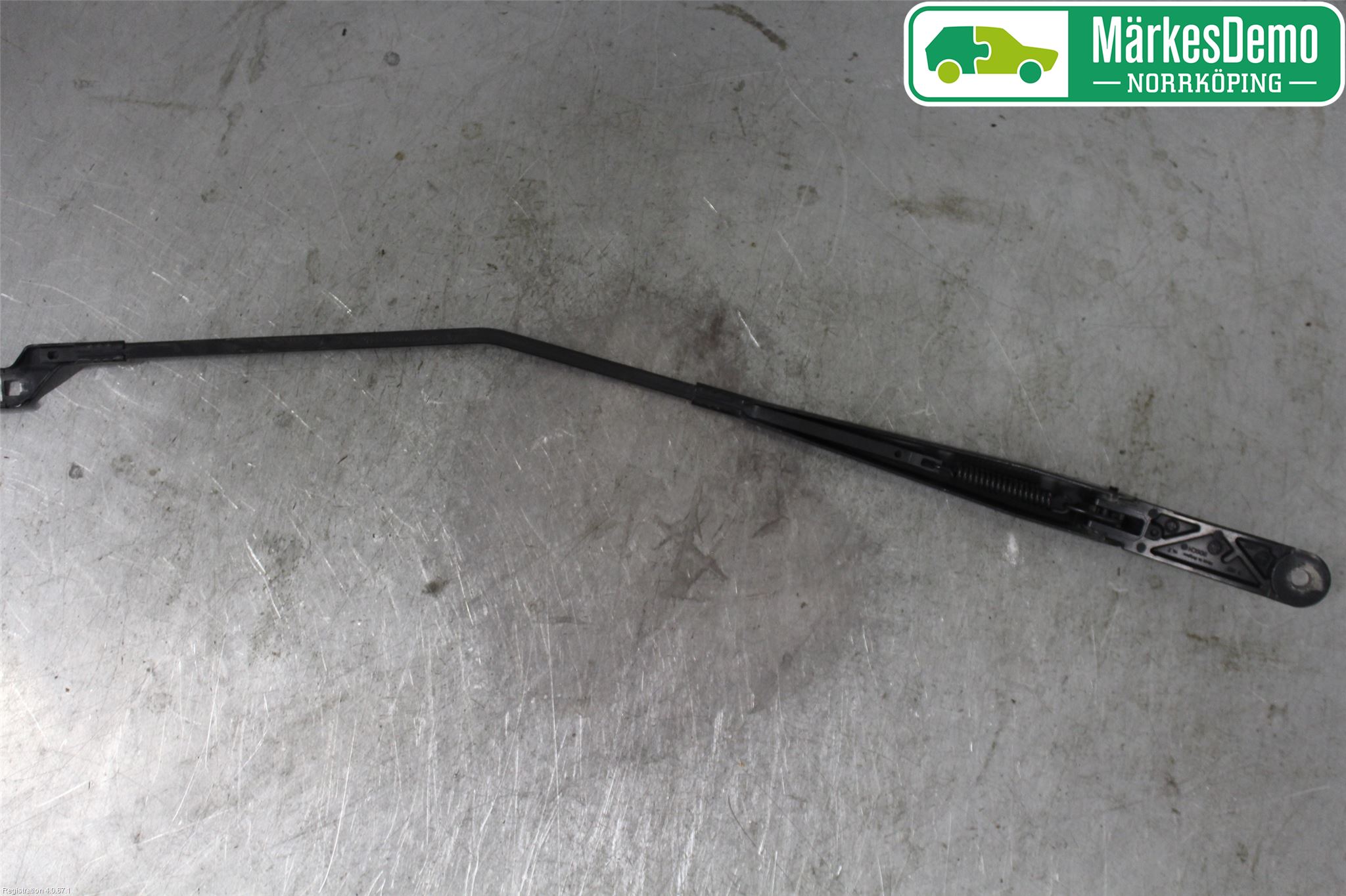 Volkswagen VW CADDY 11-15 Torkararm Armar Vindruta