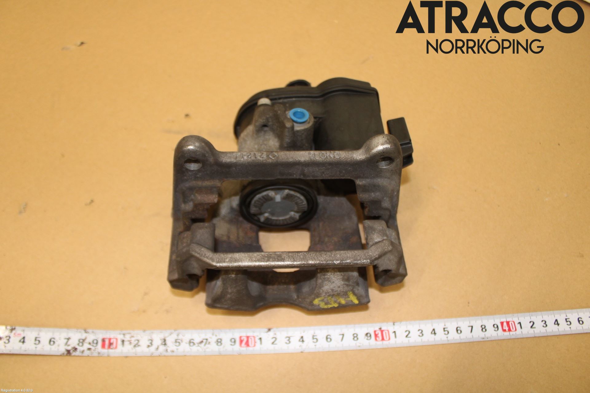 Audi A6 F2/C8 19- Bromsok Bak Höger