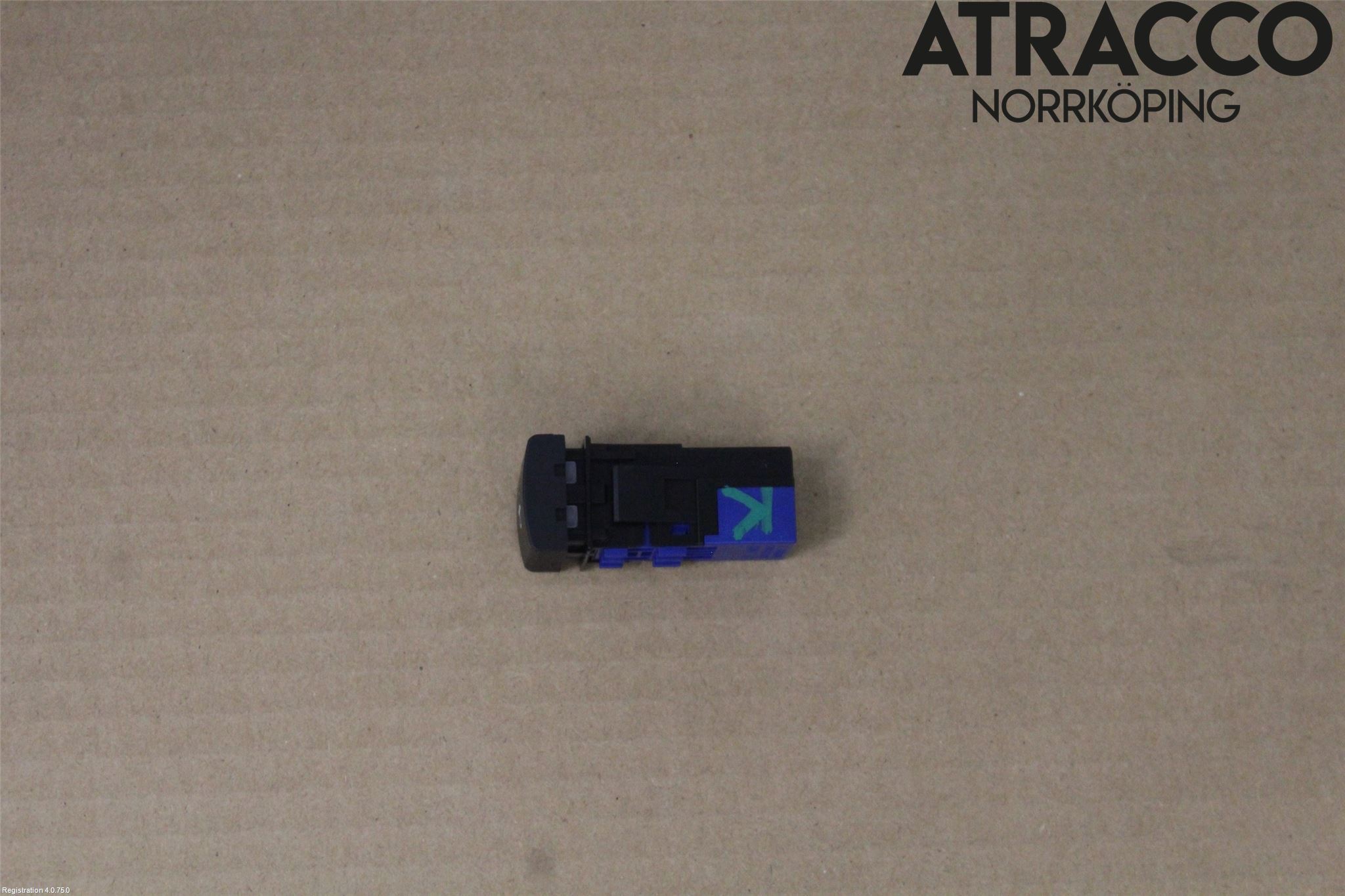 Toyota COROLLA 19- Strömställare Övrigt