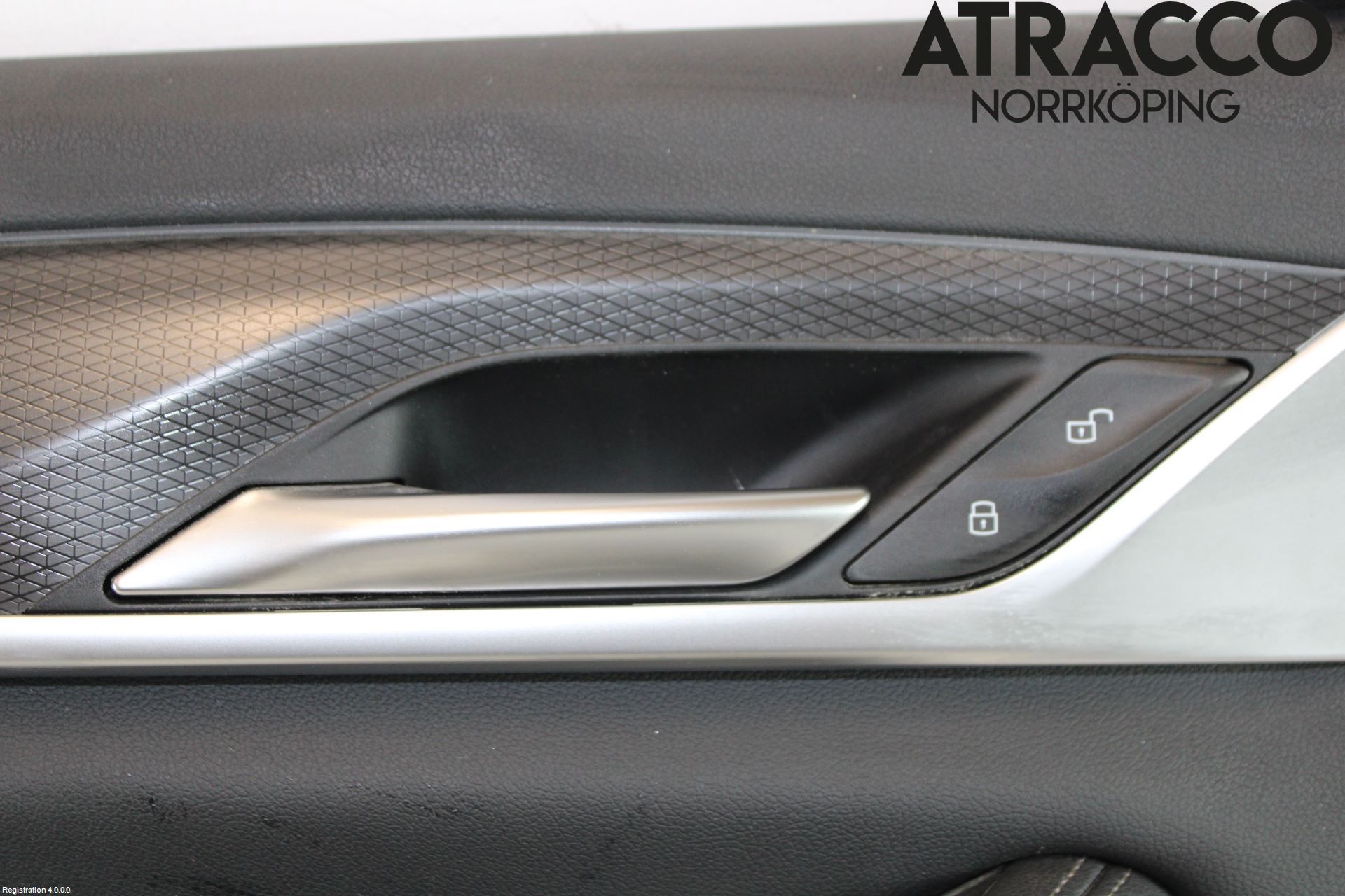 BMW 5 G30/G31/F90 17-23 Dörrklädsel Vä