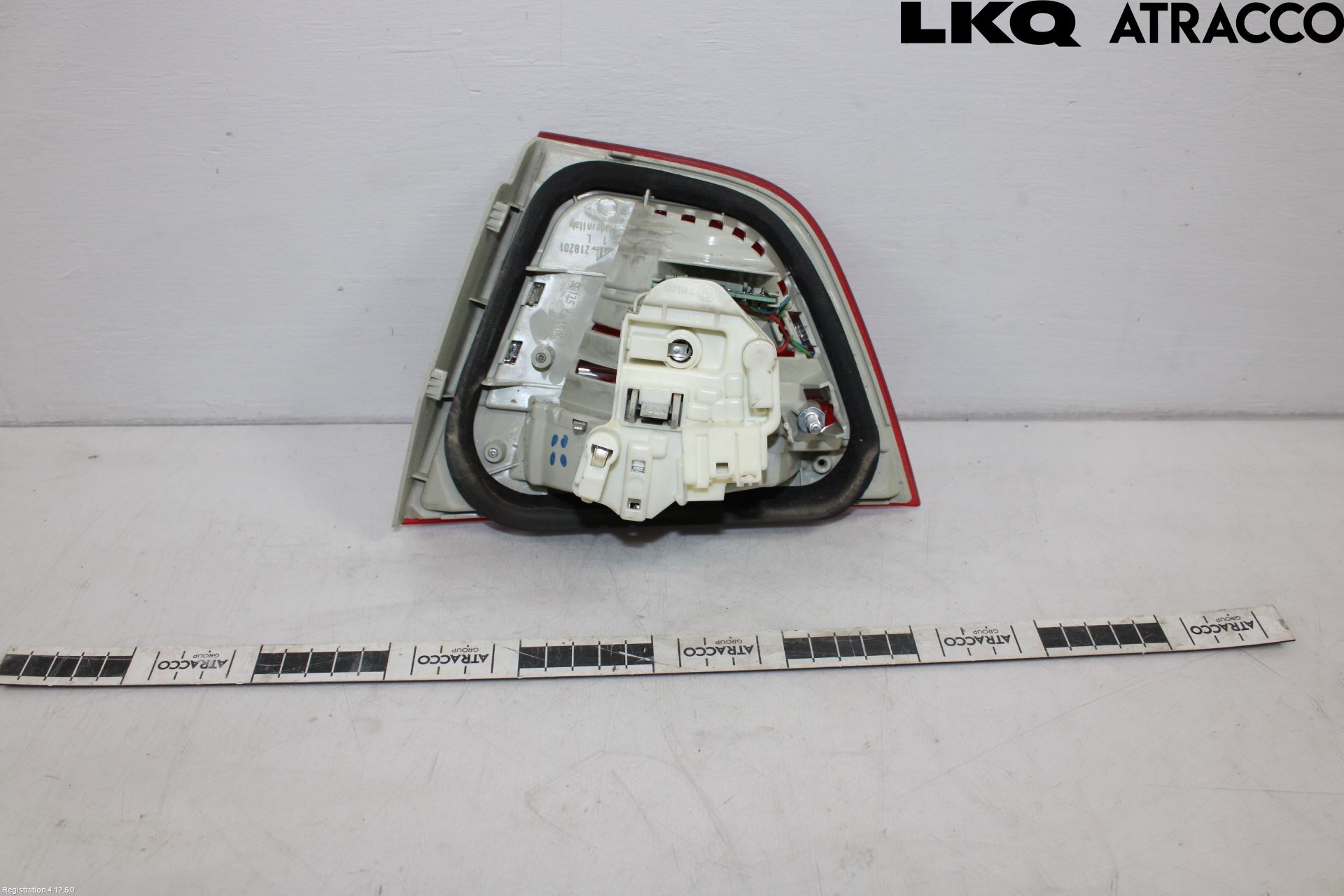 BMW 3 E90/91 SED/TOU 05-12 Bakljus Lucka Vä