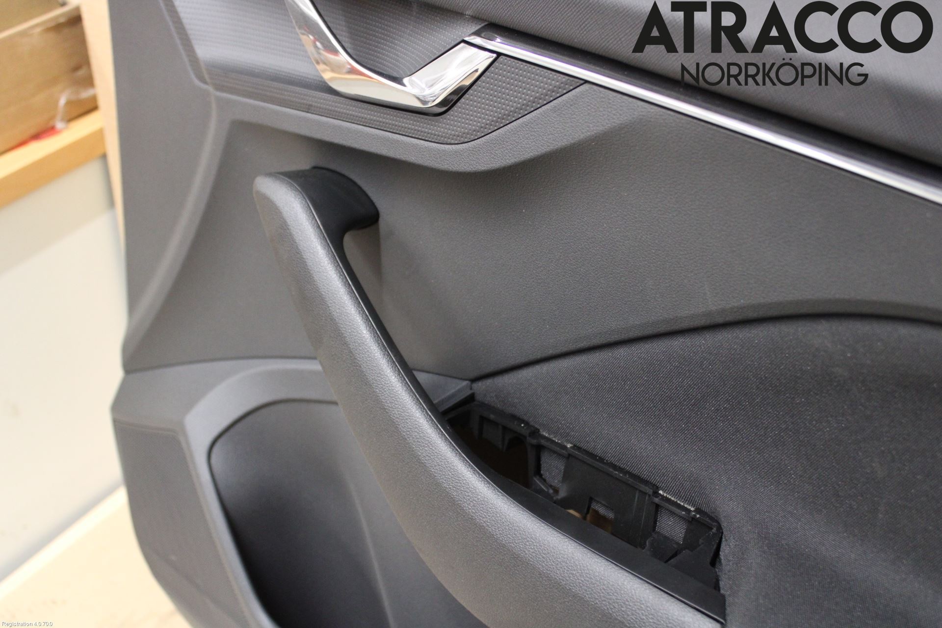 Skoda KAMIQ 20- Dörrklädsel Hö