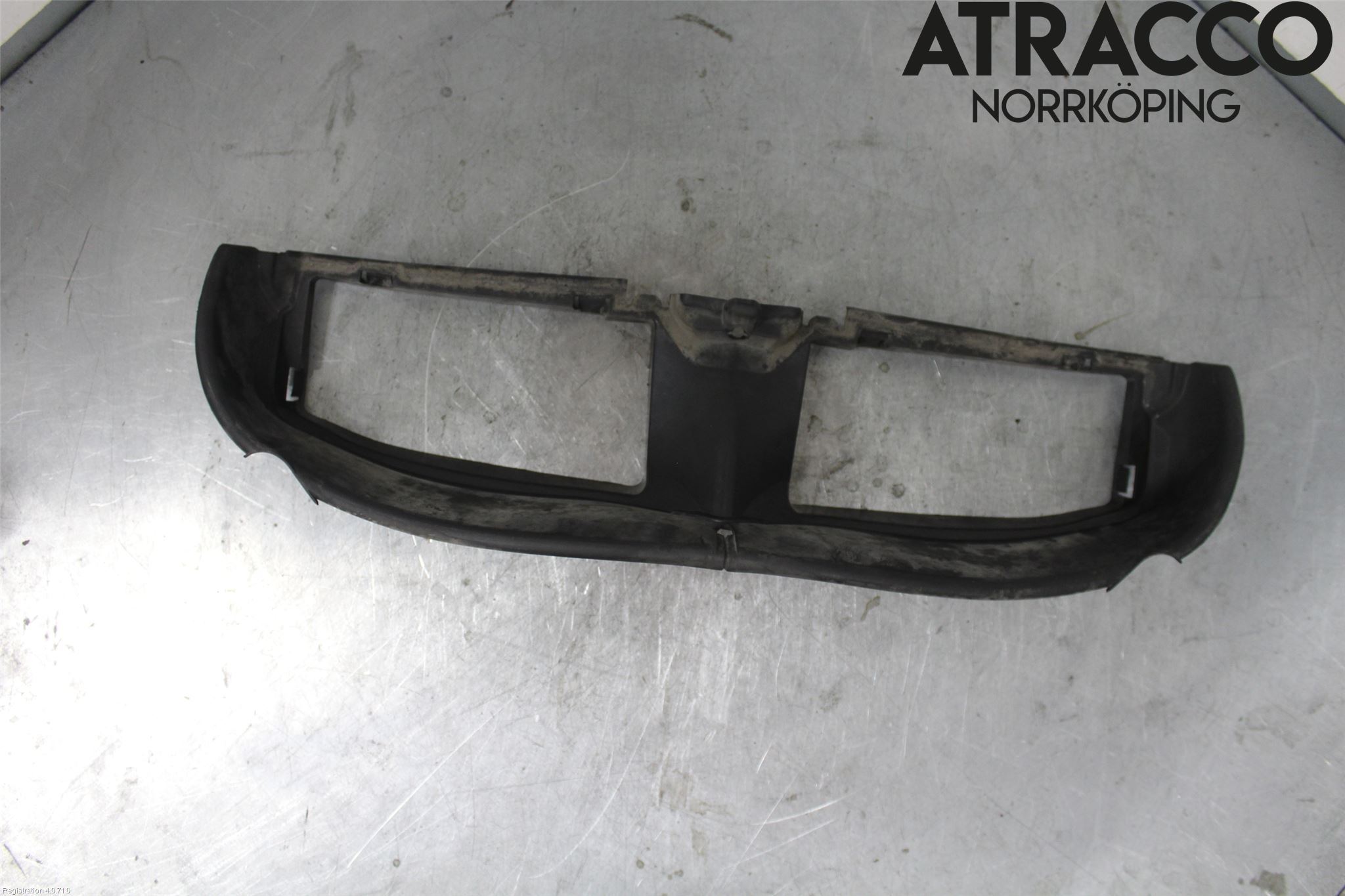BMW 3 E90/91 SED/TOU 05-12 Deflektor Plåt-Plast Kylning