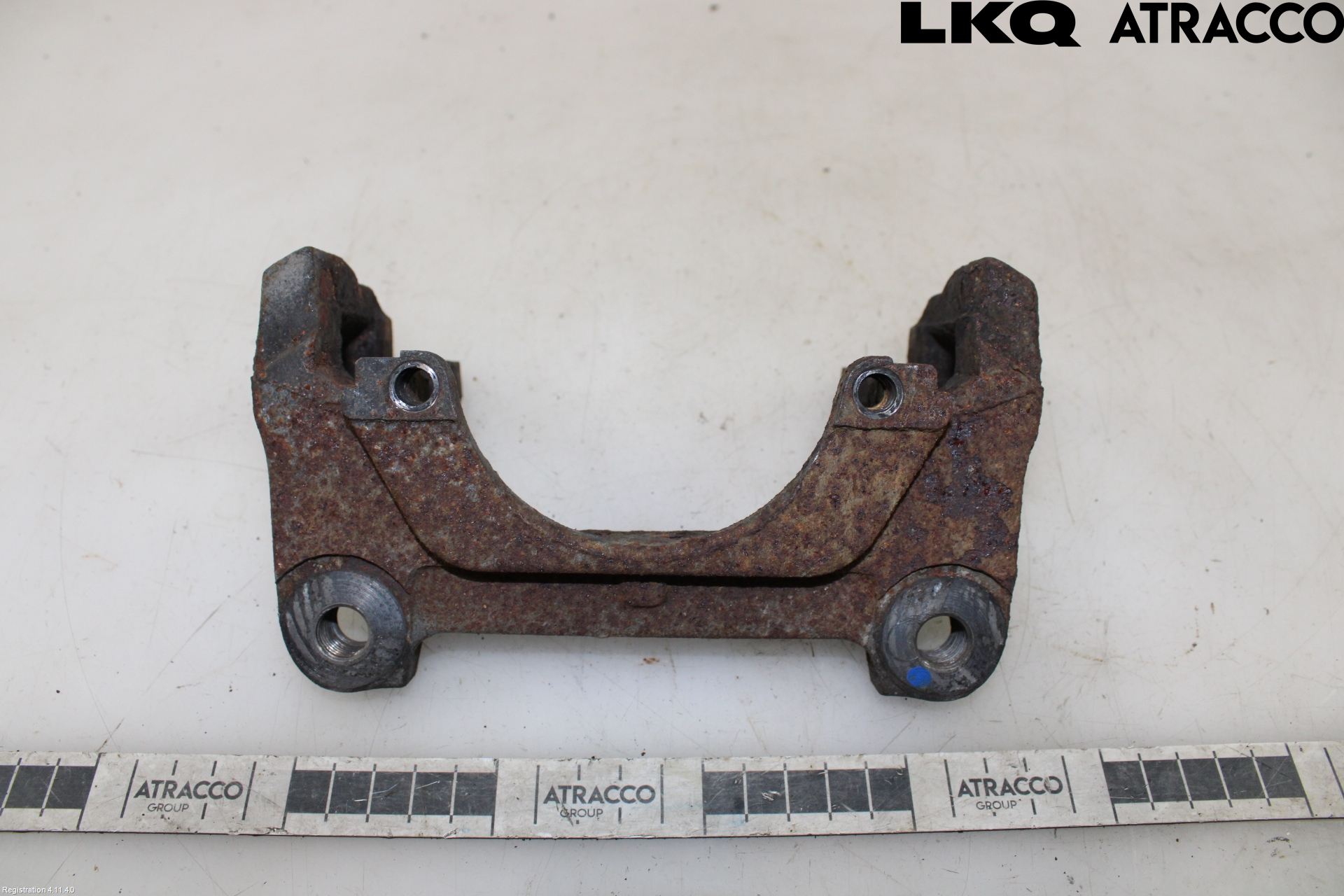 Audi A6/S6     05-11 Bromsokshållare