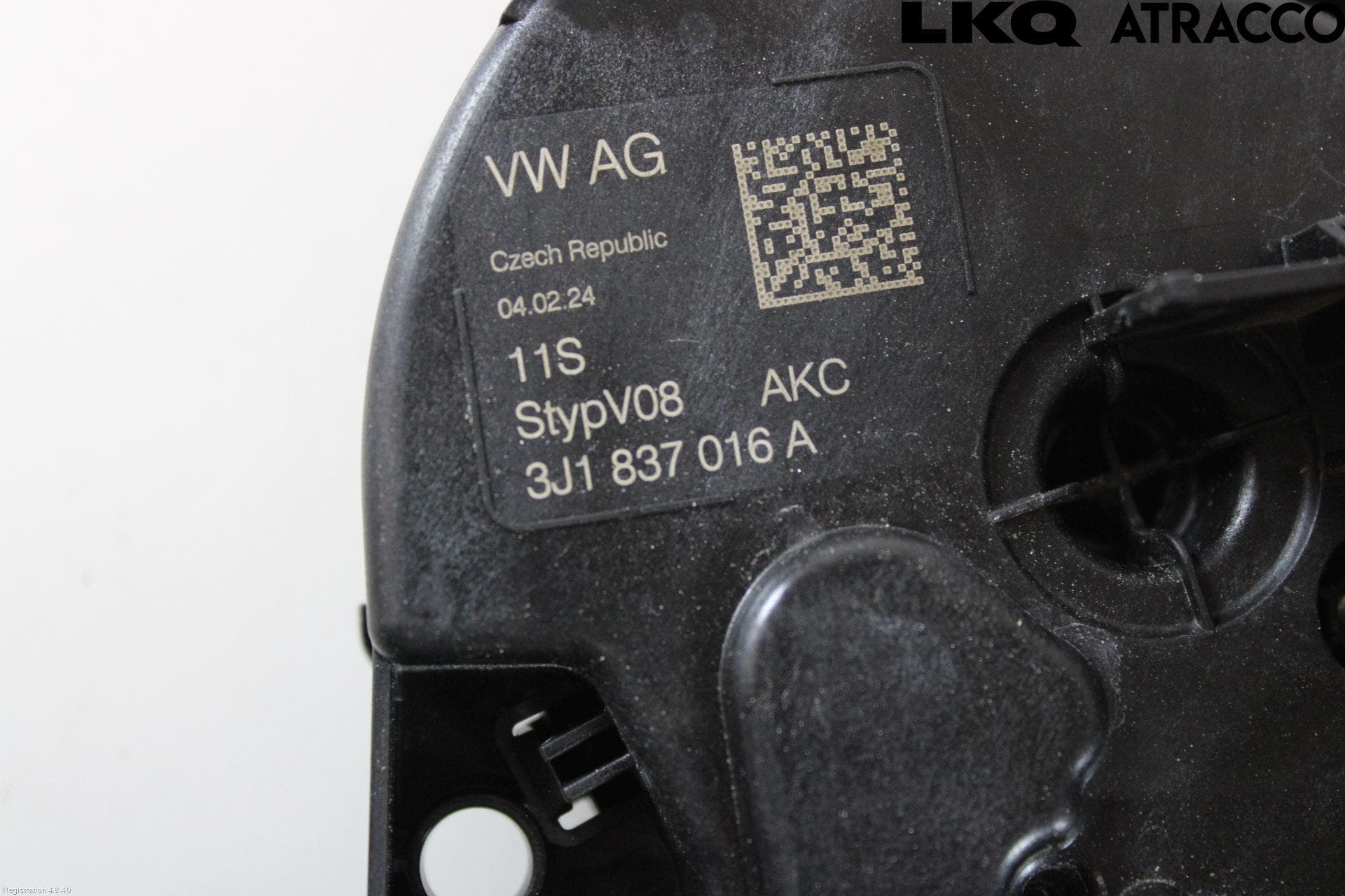 Alfa VW PASSAT 24- Låskista-Dörrlås