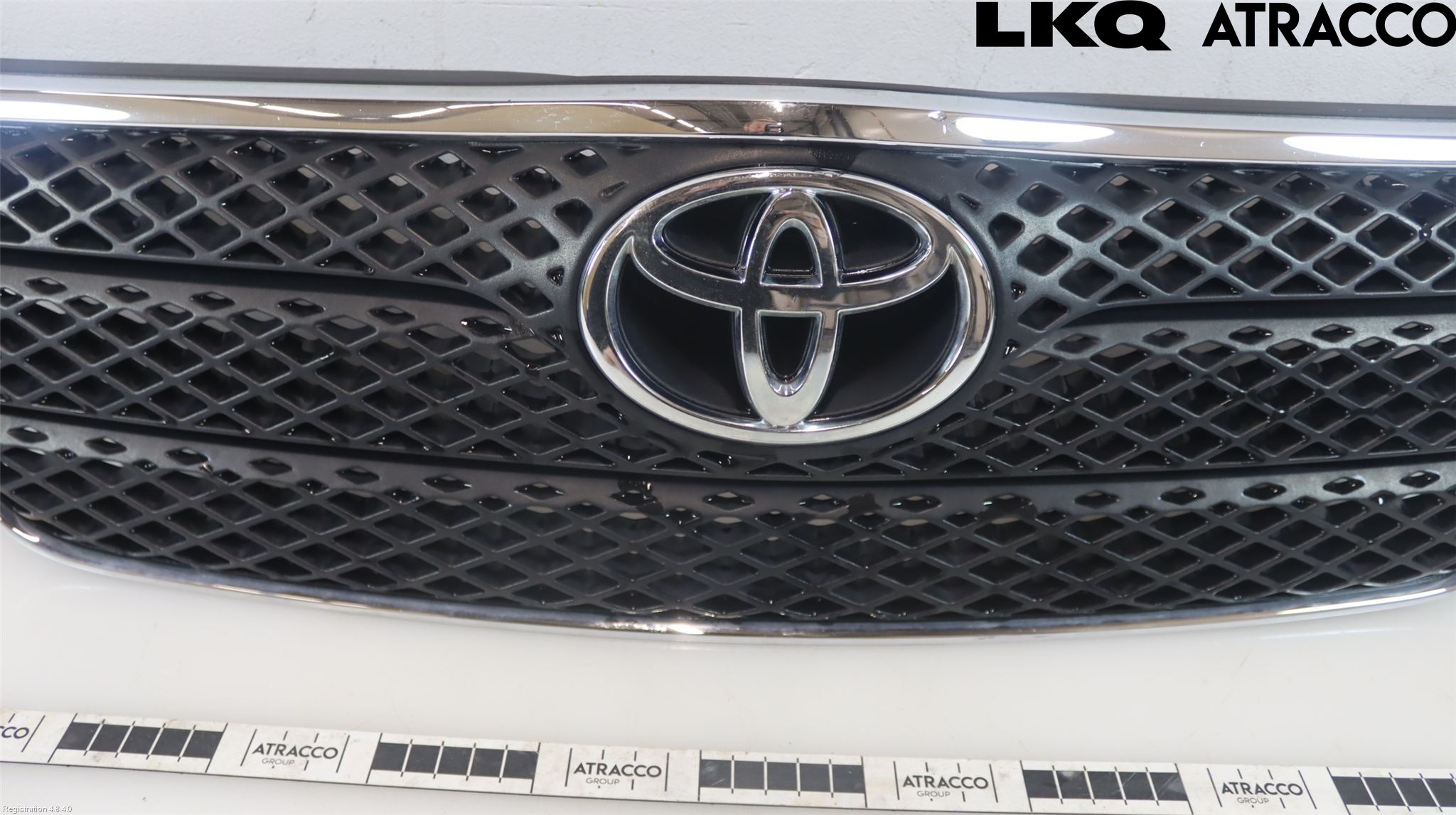 Toyota COROLLA 02-07 Grill Komp