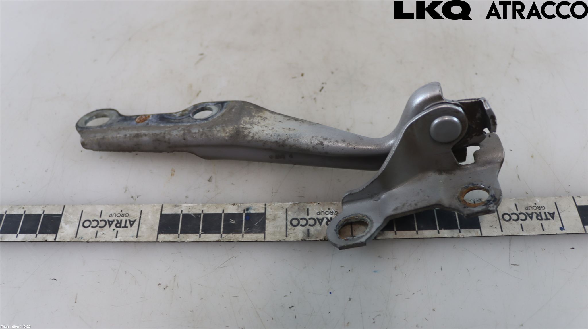 Toyota YARIS P1 03-05 Huvgångjärn