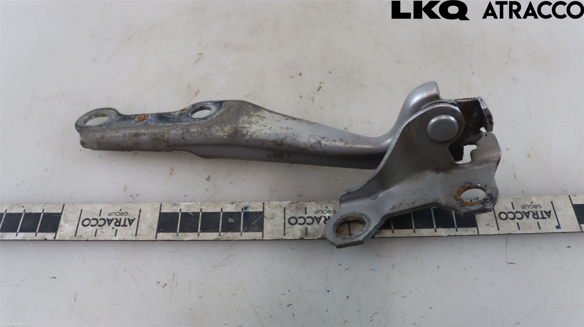 Toyota YARIS P1 03-05 Huvgångjärn