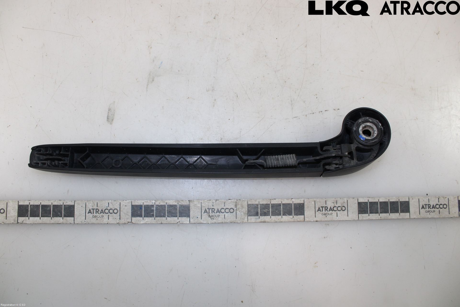 Audi A4/S4 B9 16-19 Torkararm-Bakruta
