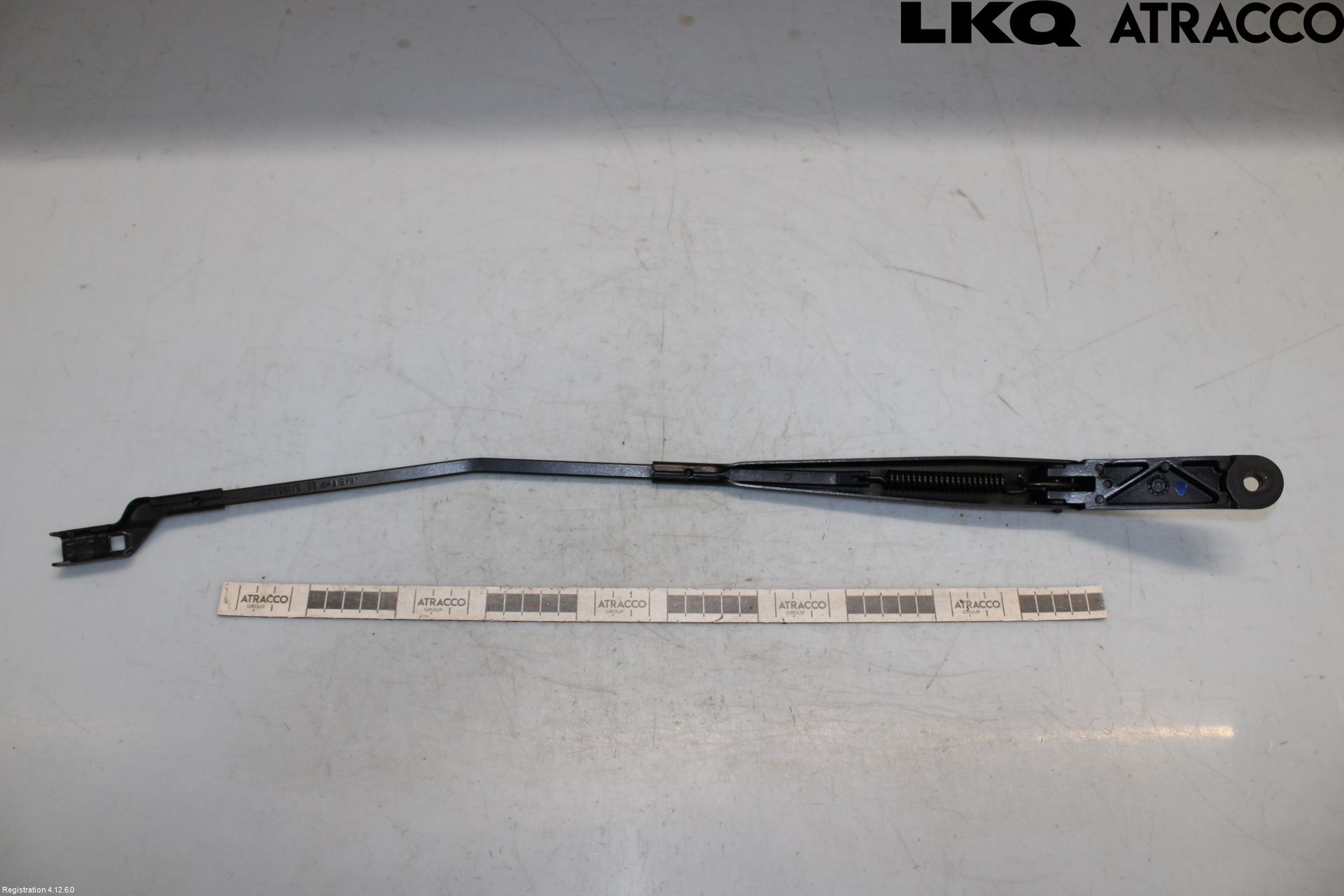 Volkswagen VW PASSAT 24- Torkararm Armar Vindruta