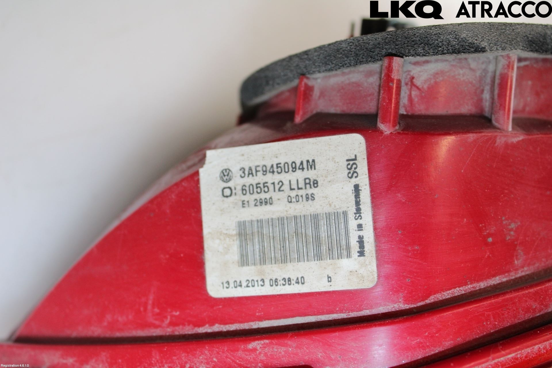 Volkswagen VW PASSAT 11-14 Bakljus Lucka Hö