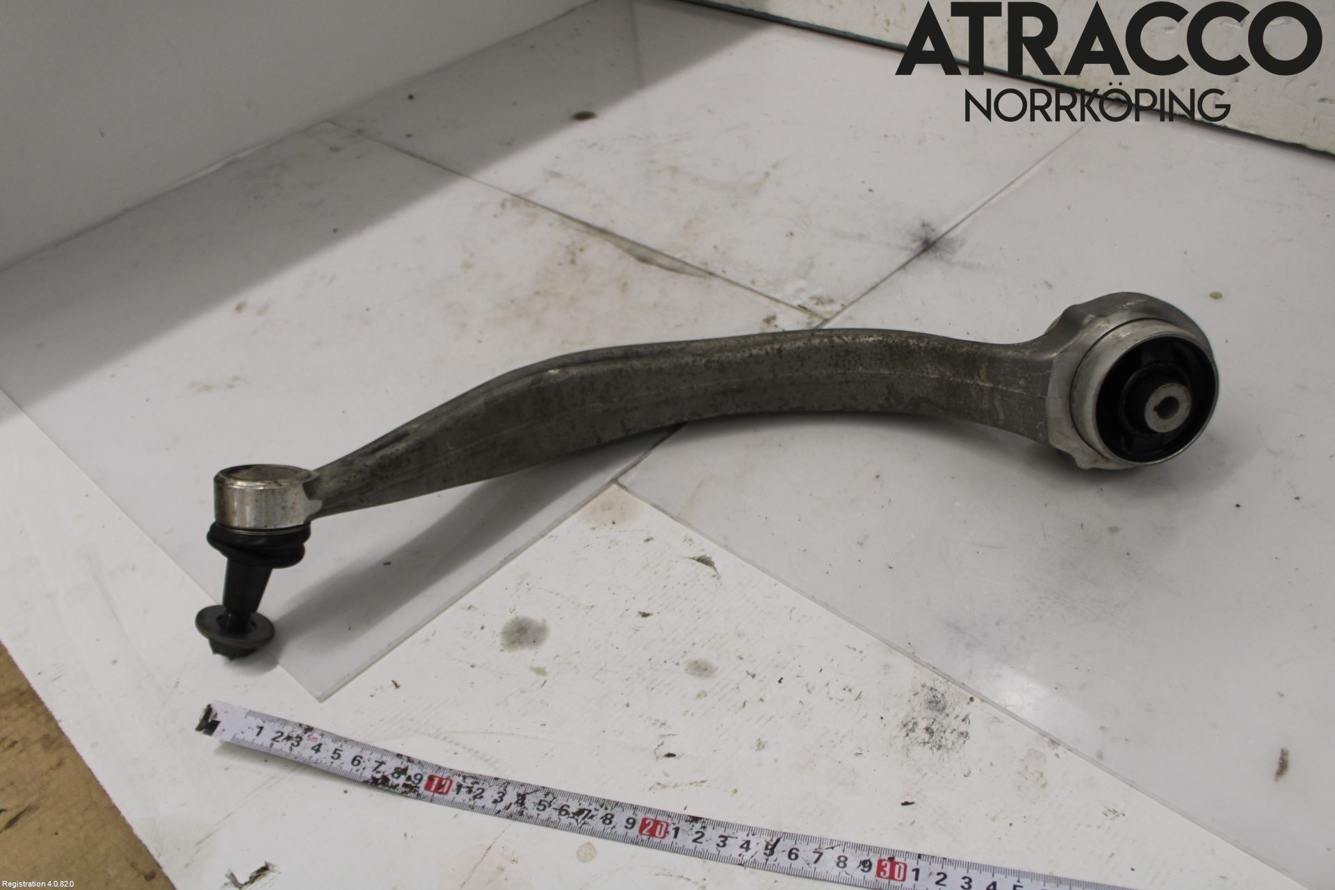 Audi Q5/SQ5 17- Bärarm Fram Undre Vä