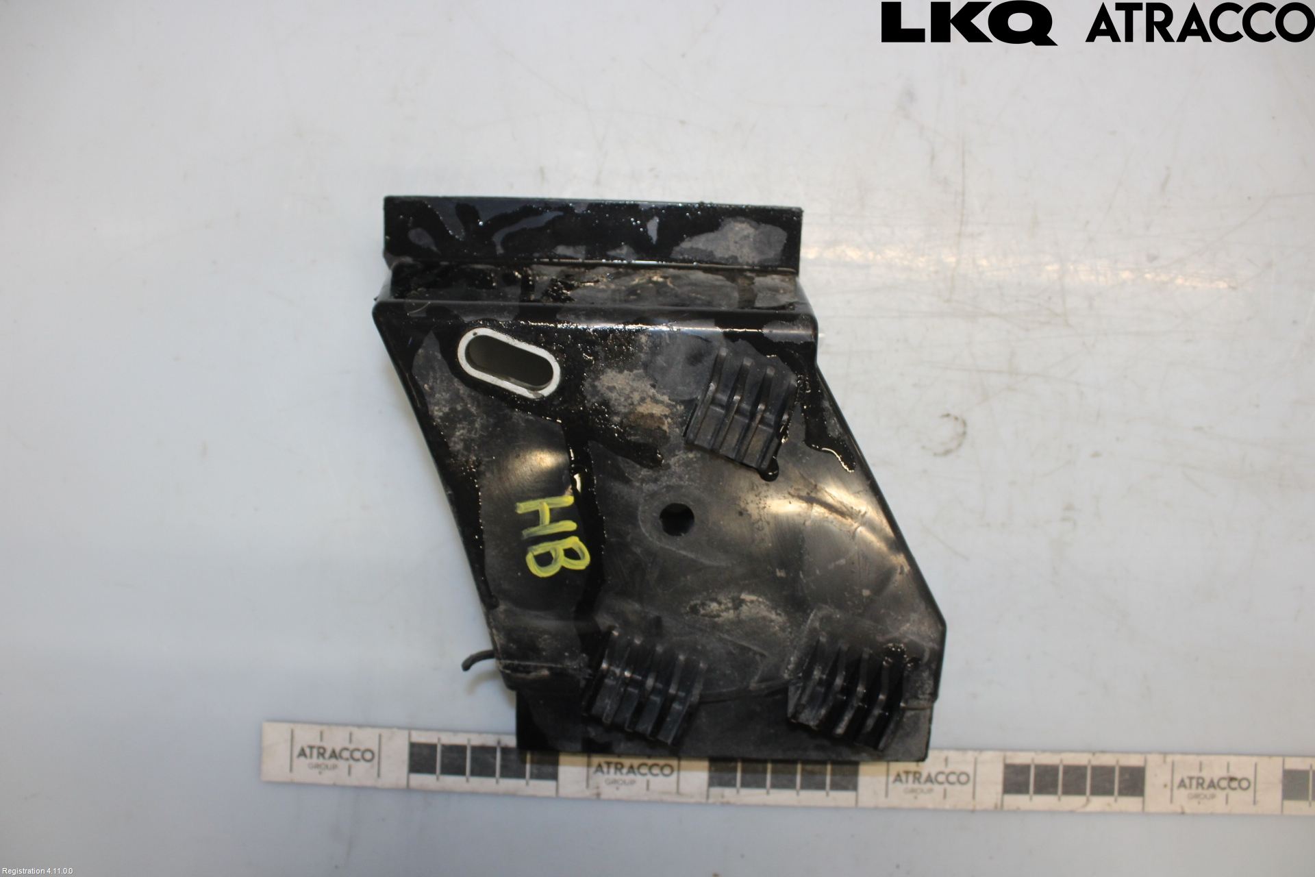 Audi A8/S8 4D 94-02 Stötfångarfäste Bak Hö