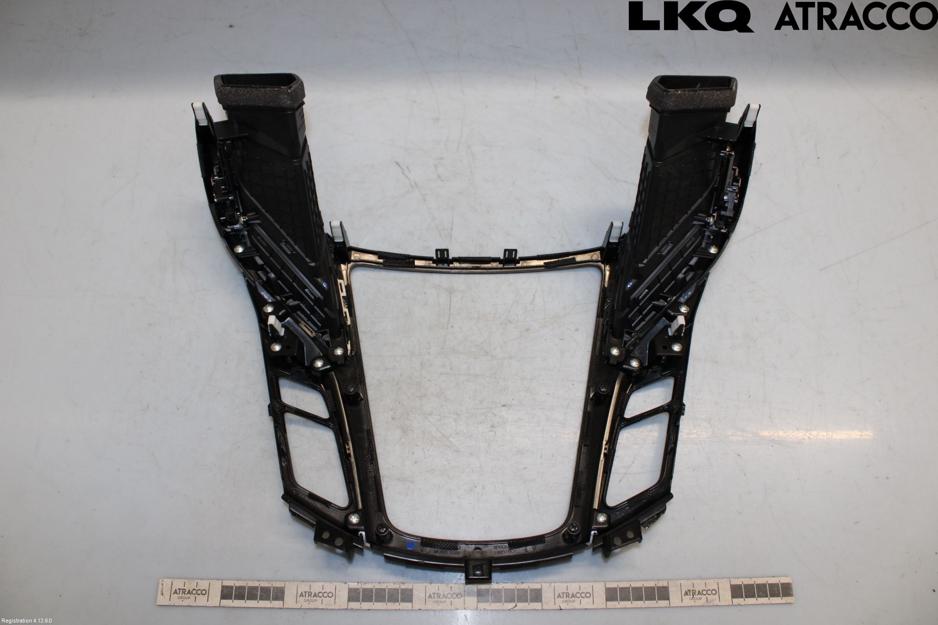 Hyundai i40 08-15 Instrument-Radio Sarg